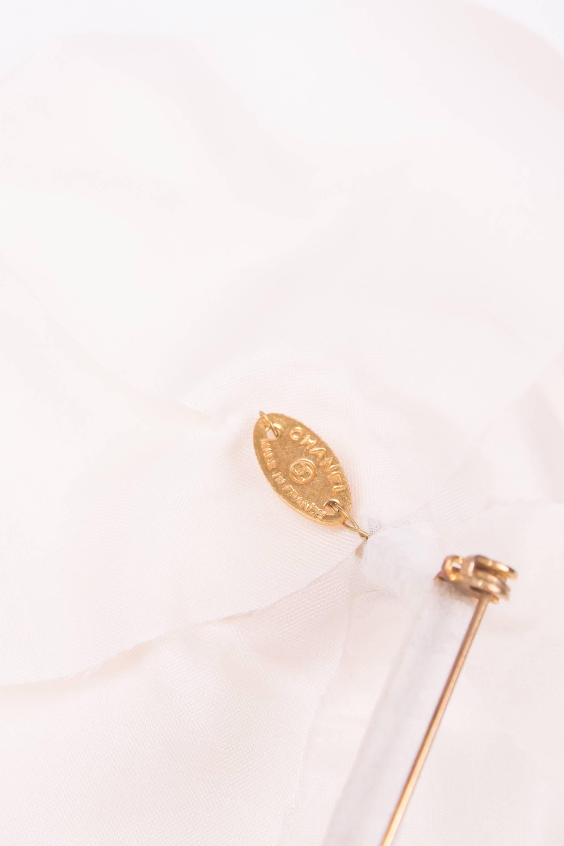 Women's Chanel Silk Camellia Flower Brooch Pin - white 