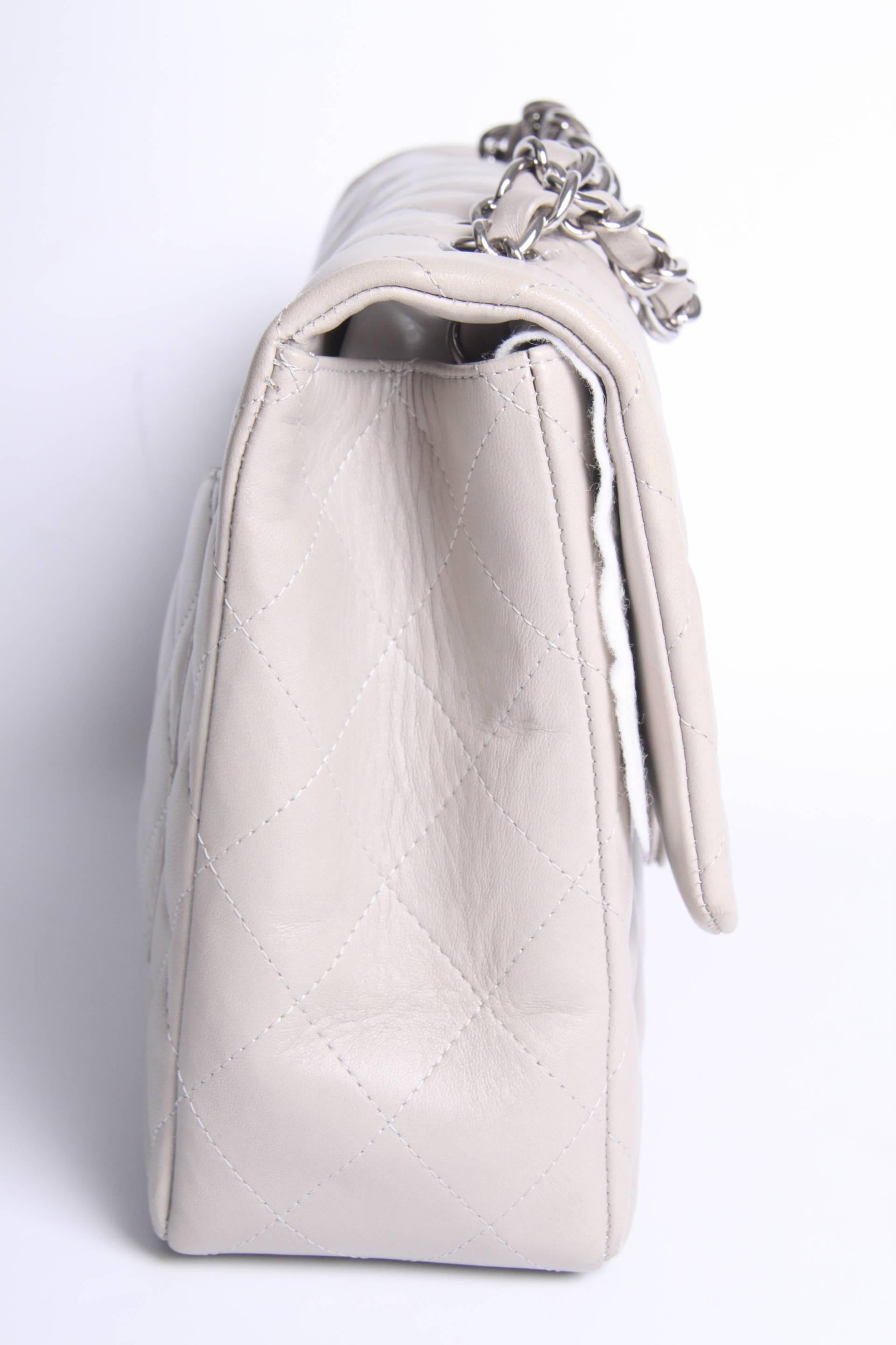 Women's or Men's Chanel Timeless 2.55 Jumbo Flap Bag - gray-Crossbody 