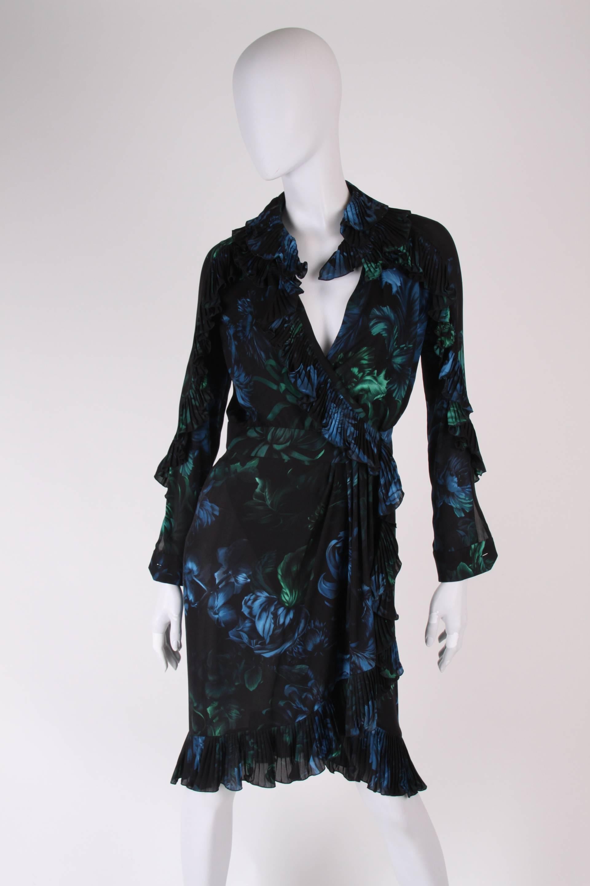 Gucci Silk Wrap Dress Floral Print - black blue green  In New Condition In Baarn, NL