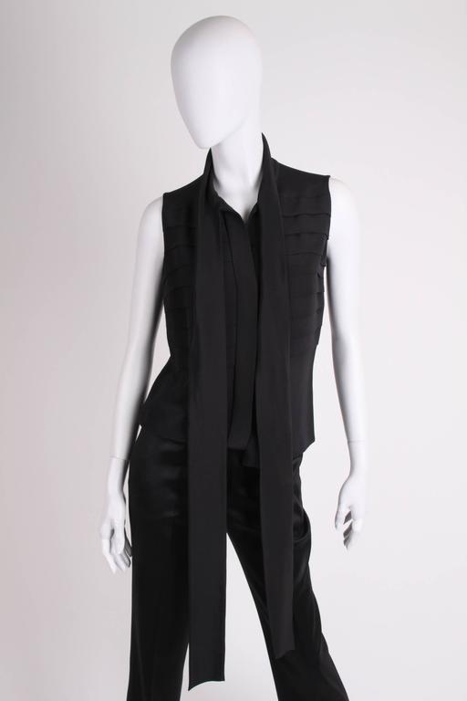 chanel sleeveless shirt
