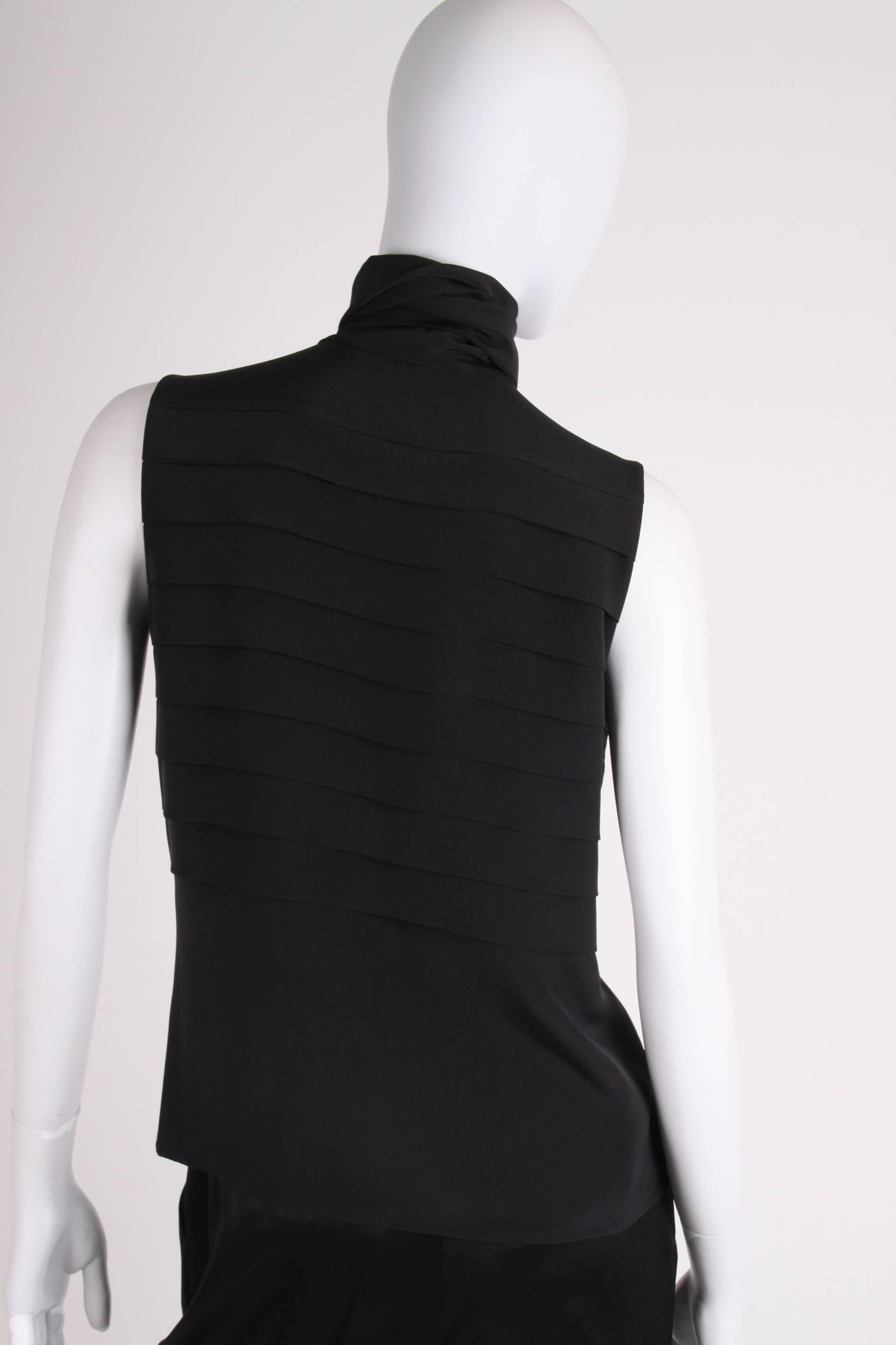  Chanel Silk Sleeveless Blouse - black  In New Condition For Sale In Baarn, NL