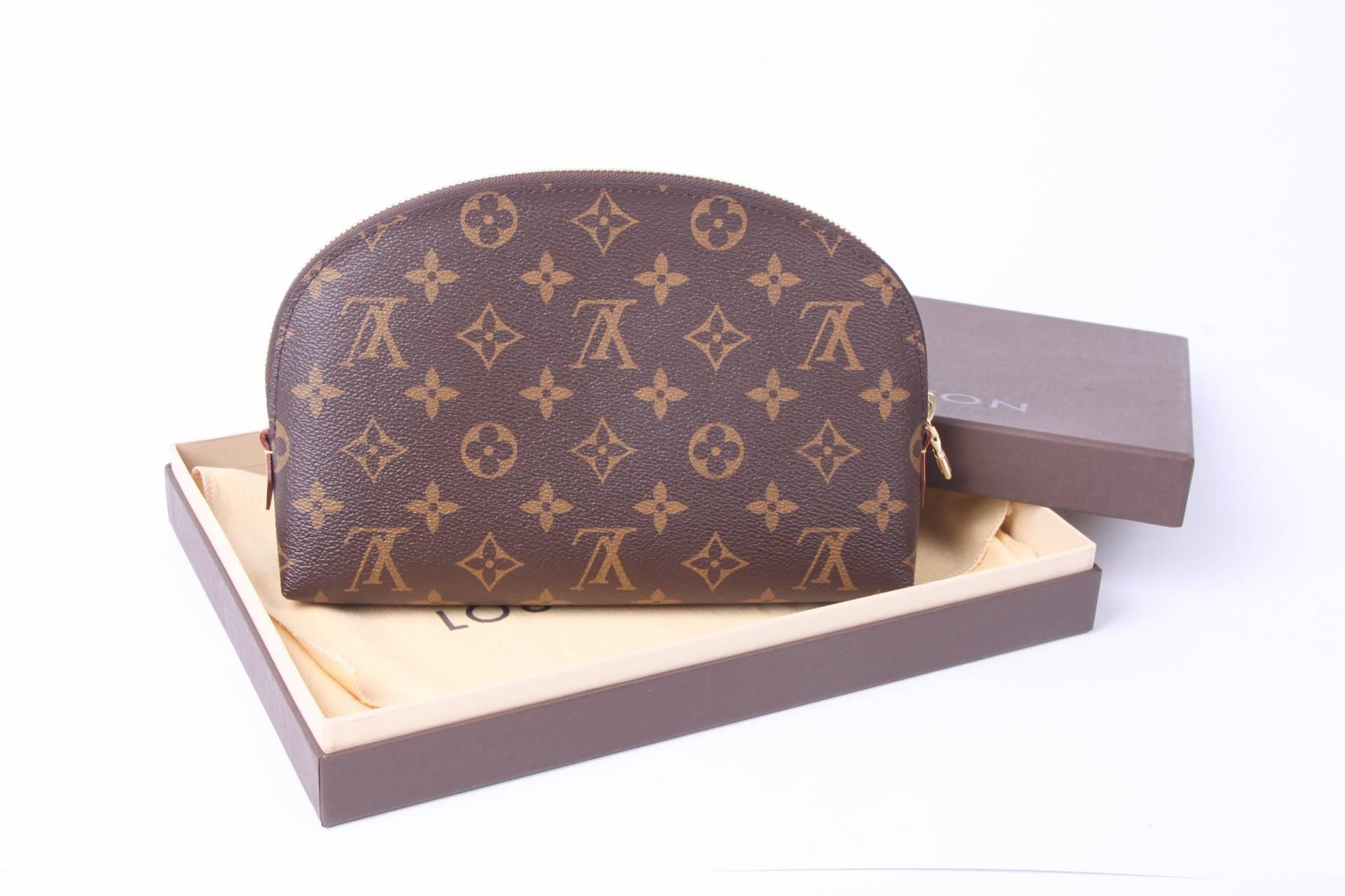 louis vuitton cosmetic pouch gm