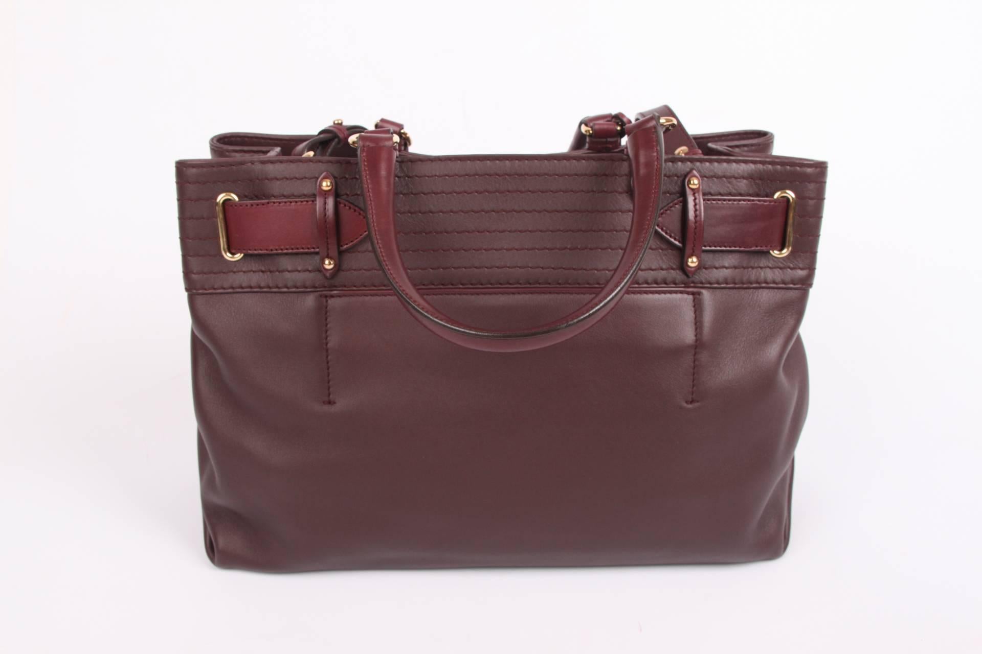 Red Salvatore Ferragamo Leather Buckled Tote Bag Visone - burgundy red