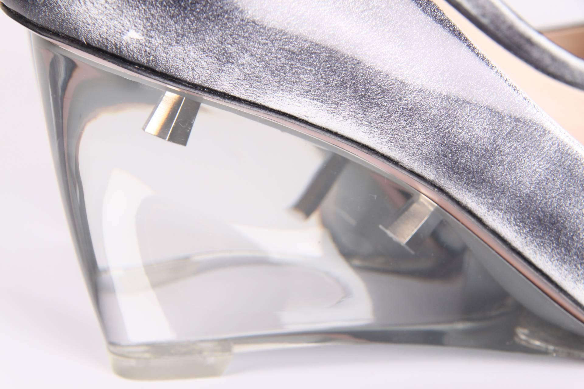 Prada Patent Leather Wedge Shoes - black & white In New Condition In Baarn, NL
