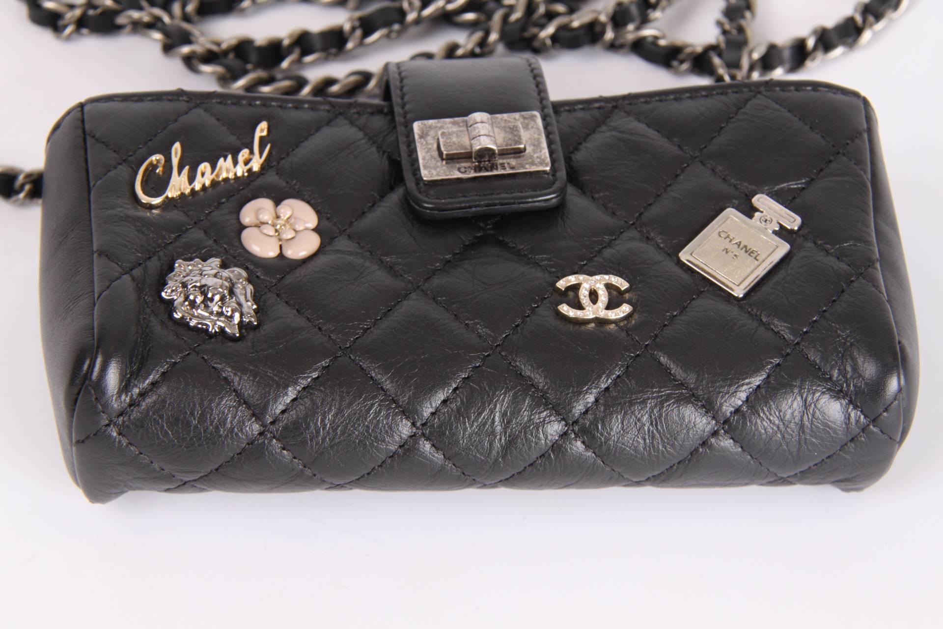 Chanel Reissue Lucky Charm Symbol 2.55 Small Clutch - black  1