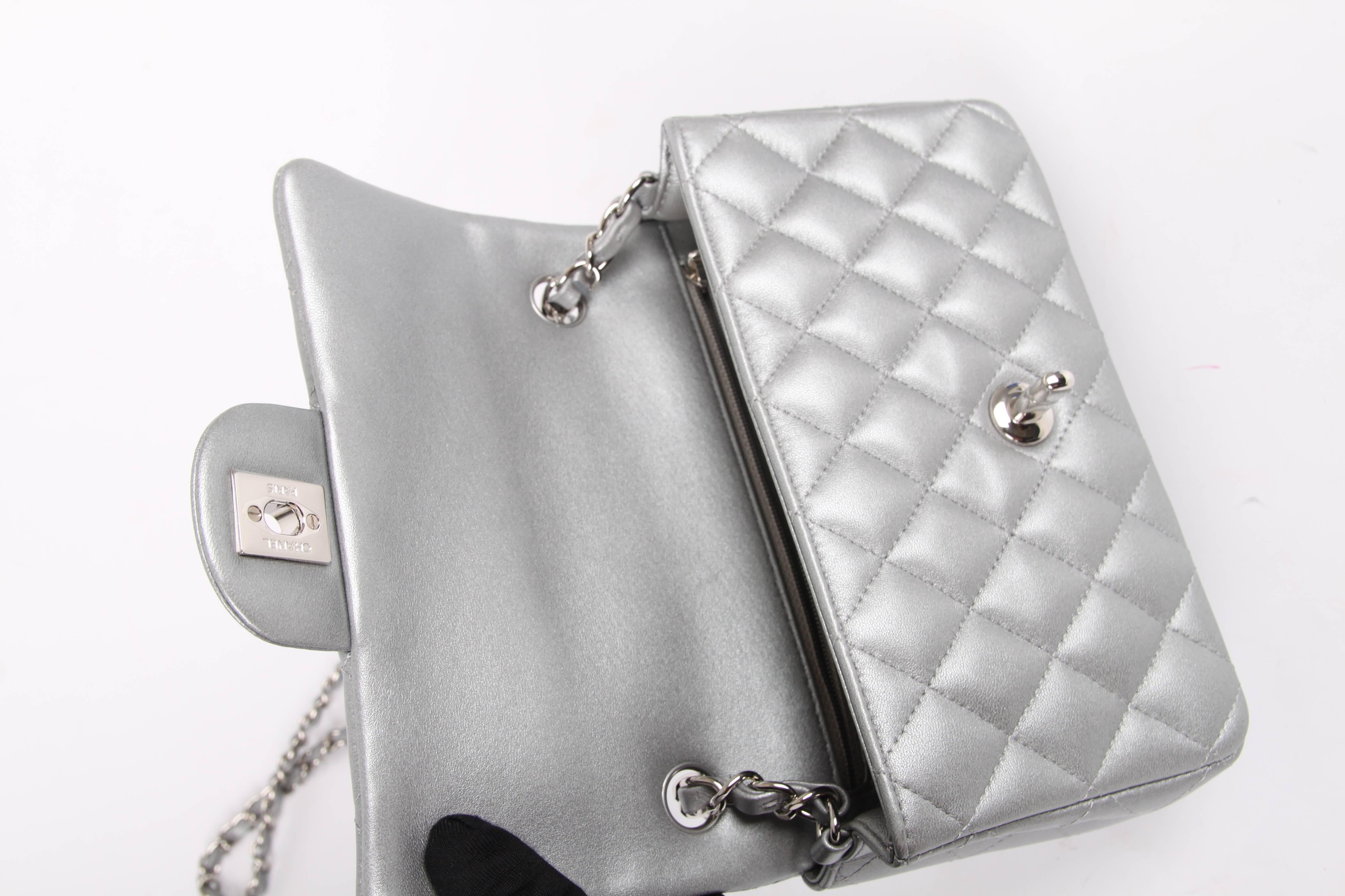 Women's Chanel 2.55 Classic Mini Rectangular Flap Bag Crossbody - silver
