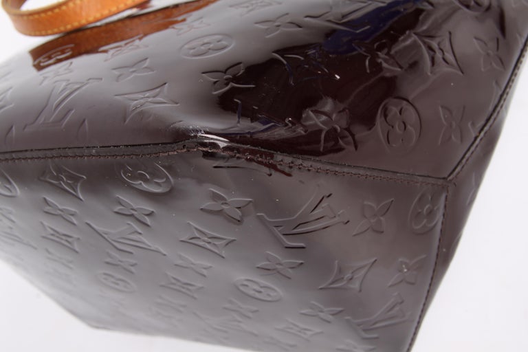 Louis Vuitton - Authenticated Bel Air Handbag - Patent Leather Burgundy Plain for Women, Good Condition