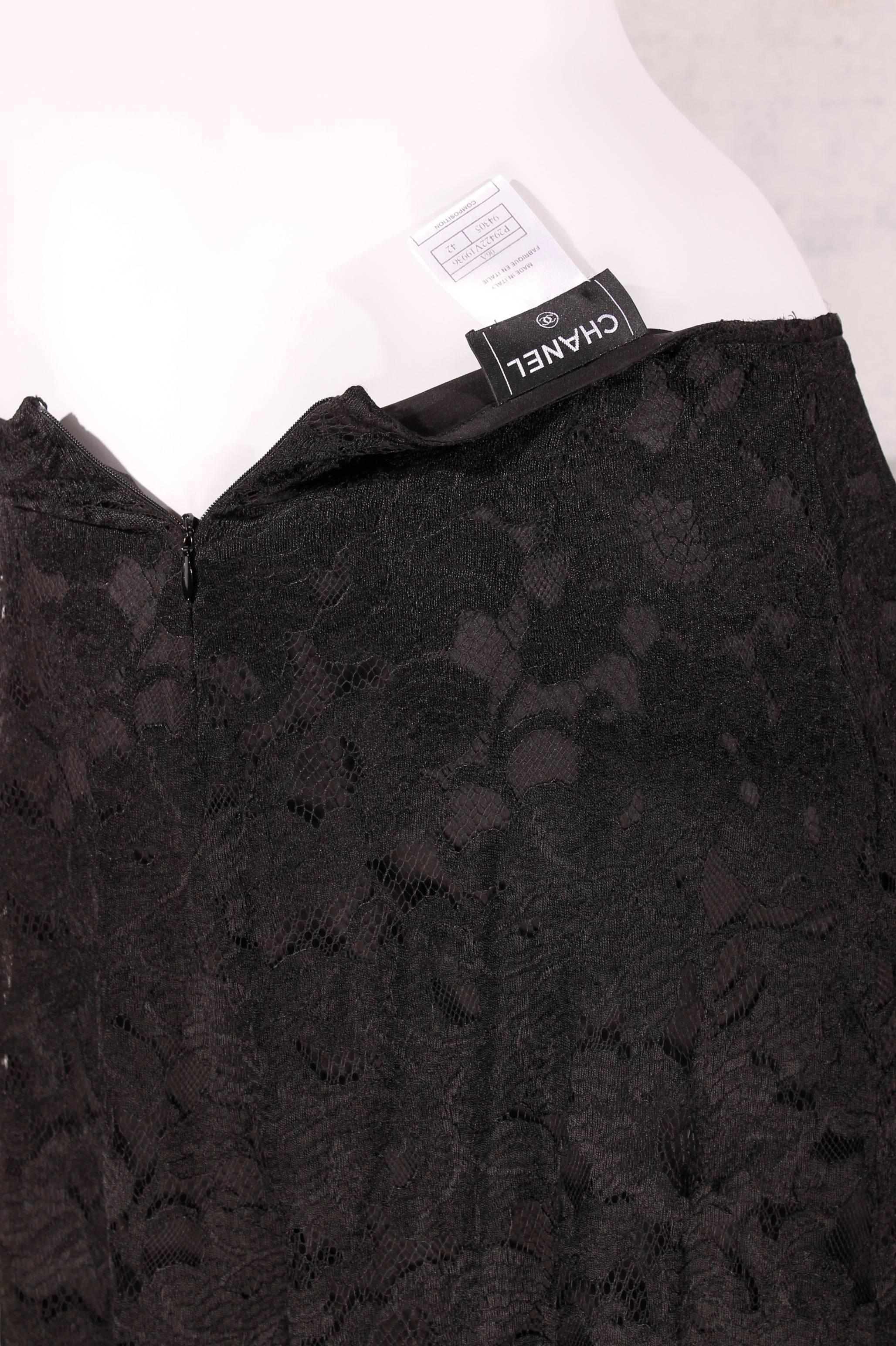 Women's Chanel Dress & Trousers - knitted & lace / black