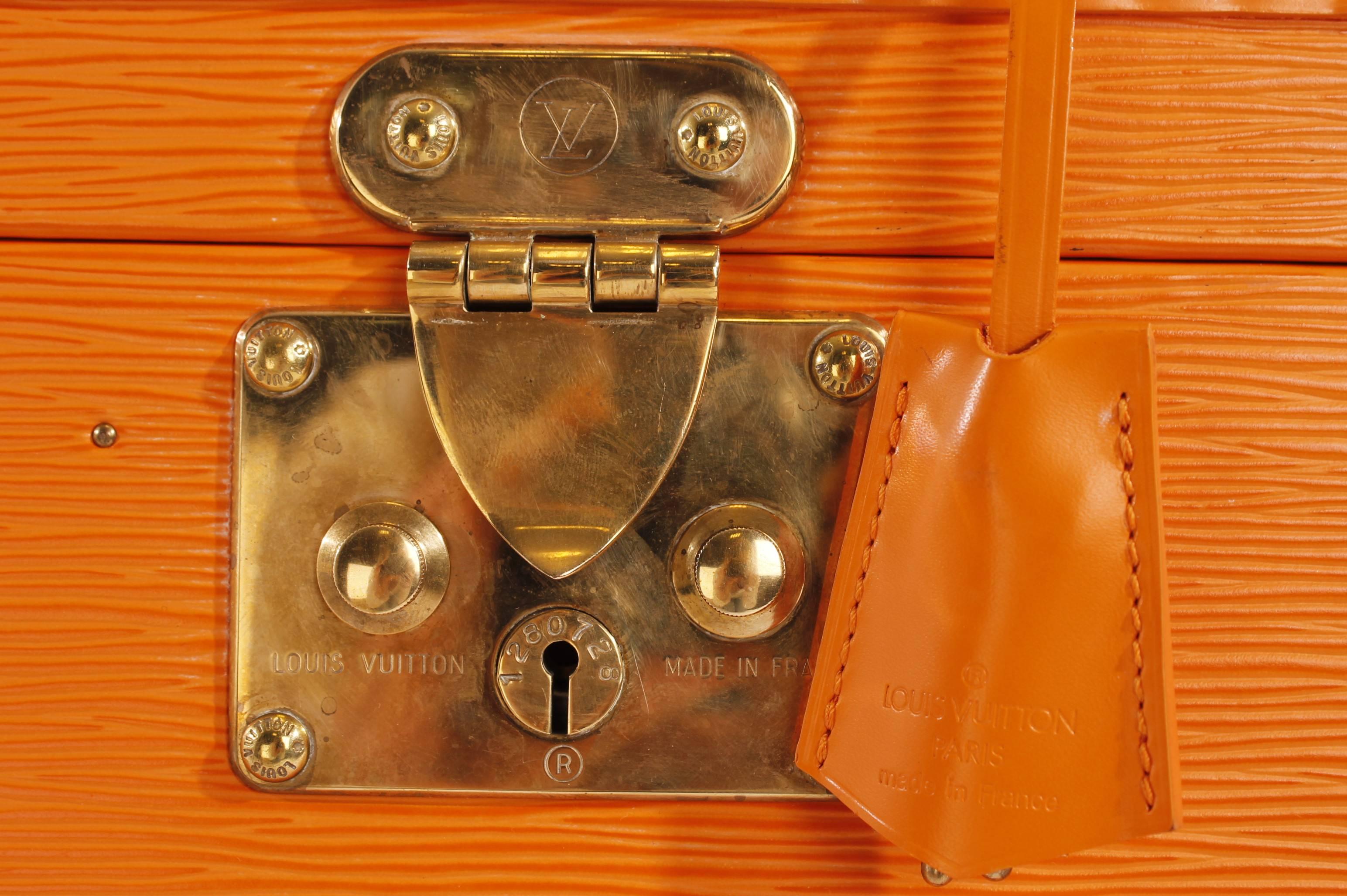 Louis Vuitton Cosmetic Trunk Beauty Case Orange Epi Boite Et Glace-Special Order In Excellent Condition In Baarn, NL