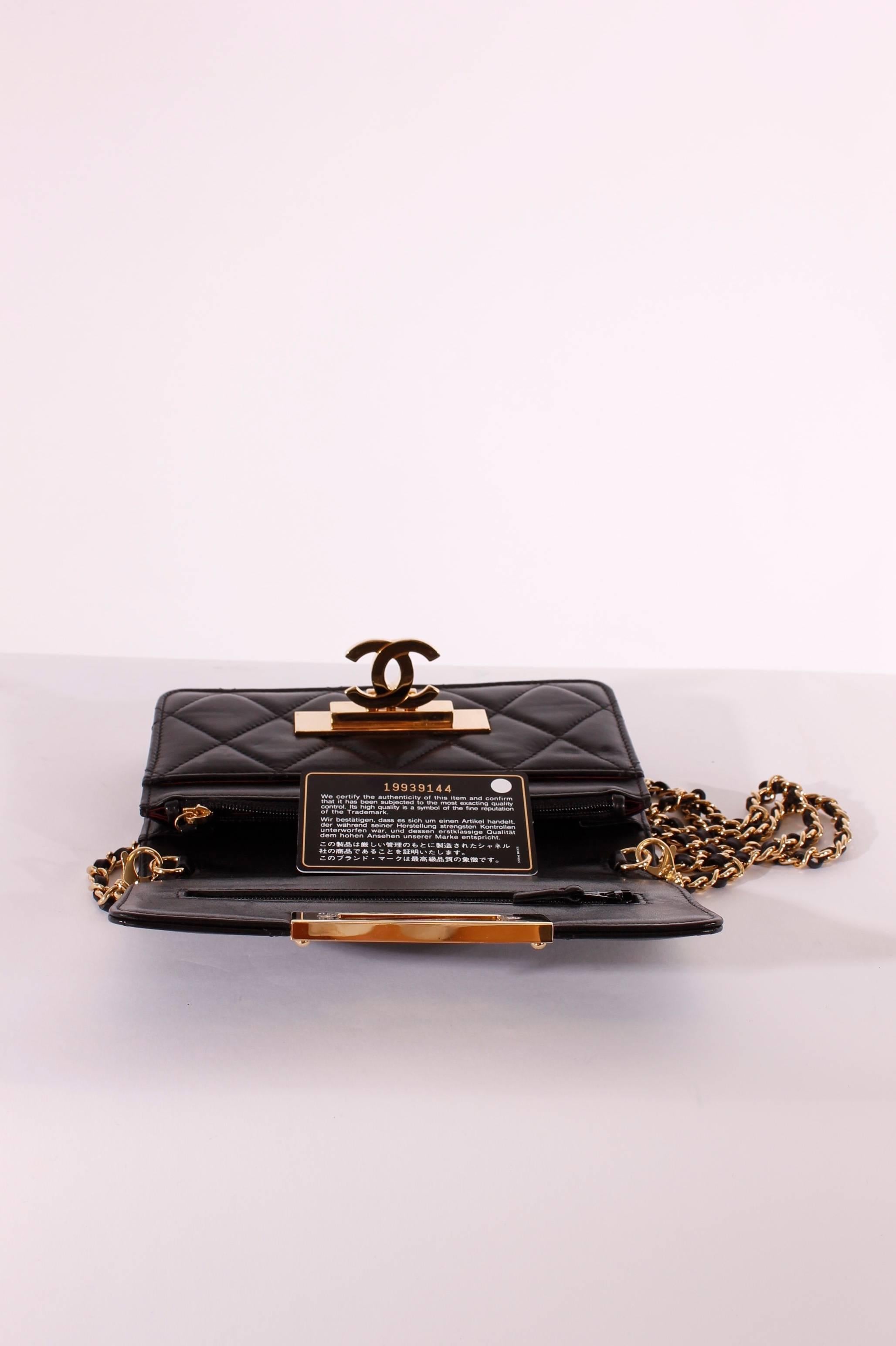Women's 2014 Chanel Gold Glass Double CC Bag - black/gold