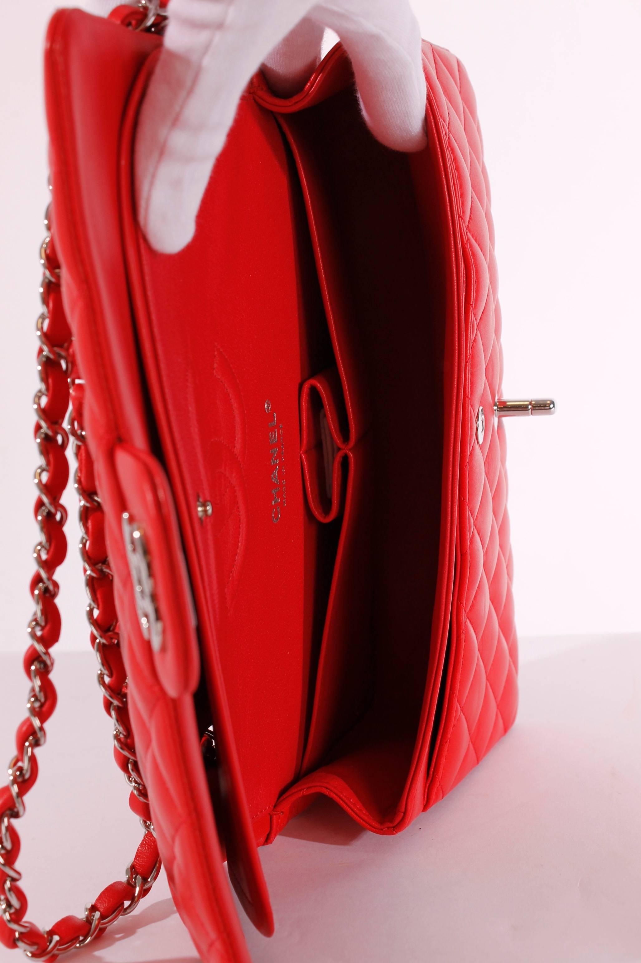 Women's 2005 Chanel 2.55 Medium Classic Double Flap Bag - red/silver