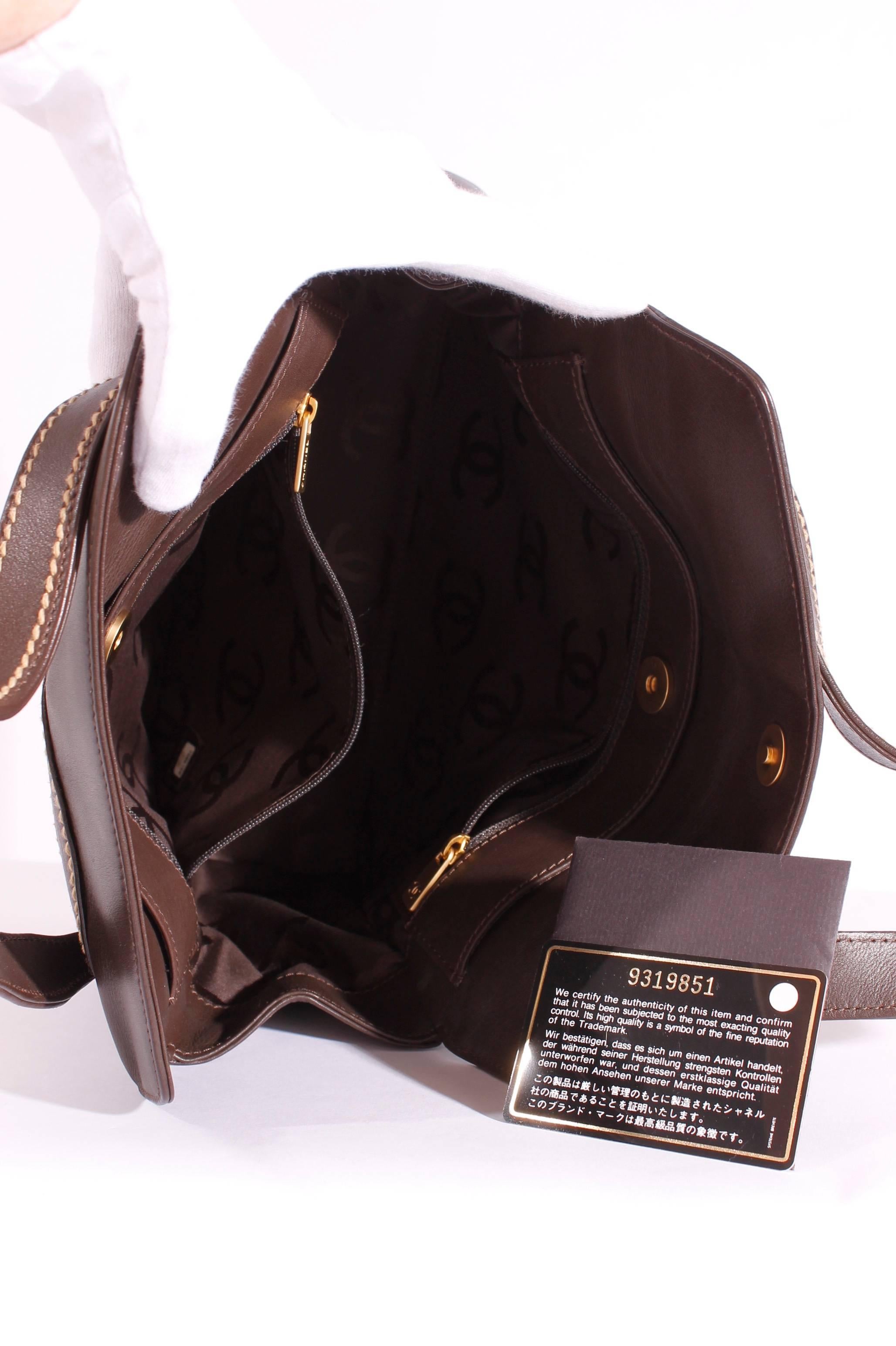 2005 Chanel Medium Shopper - darkbrown leather In New Condition In Baarn, NL