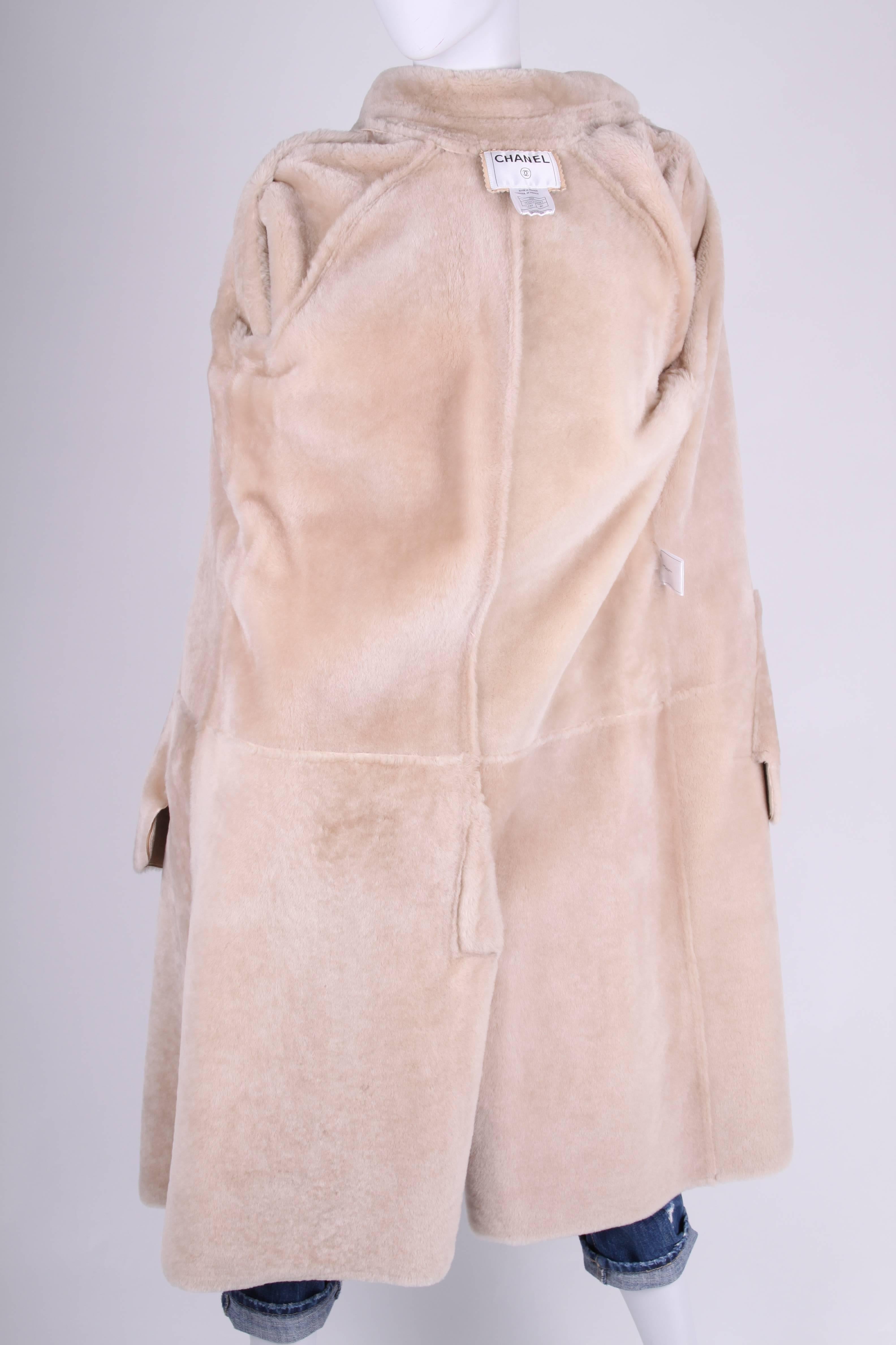 Men's Chanel Trenchcoat - beige lambskin leather