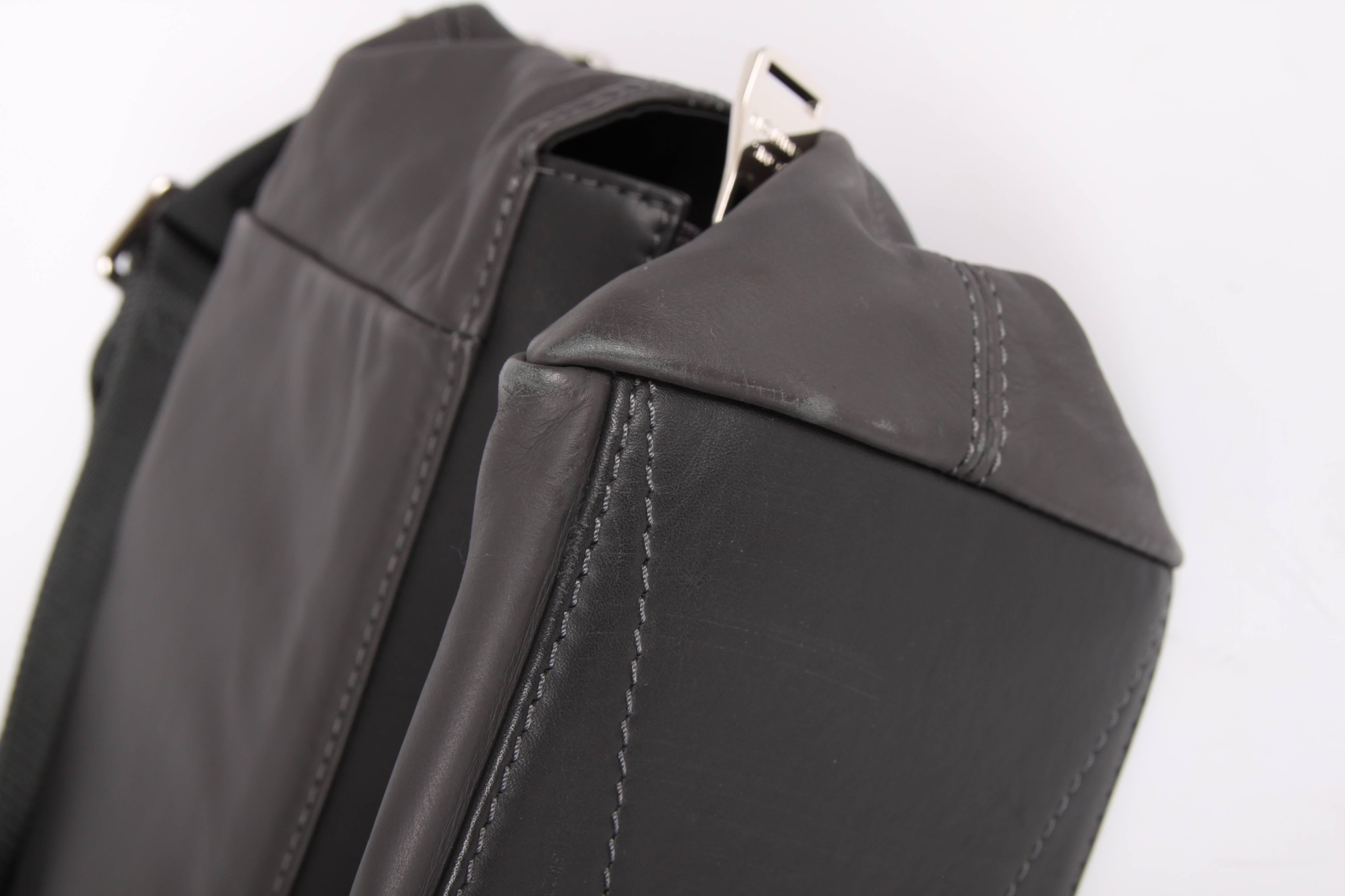 Gray Louis Vuitton V-Line Move Leather Tote Shoulder Bag - asphalt gray