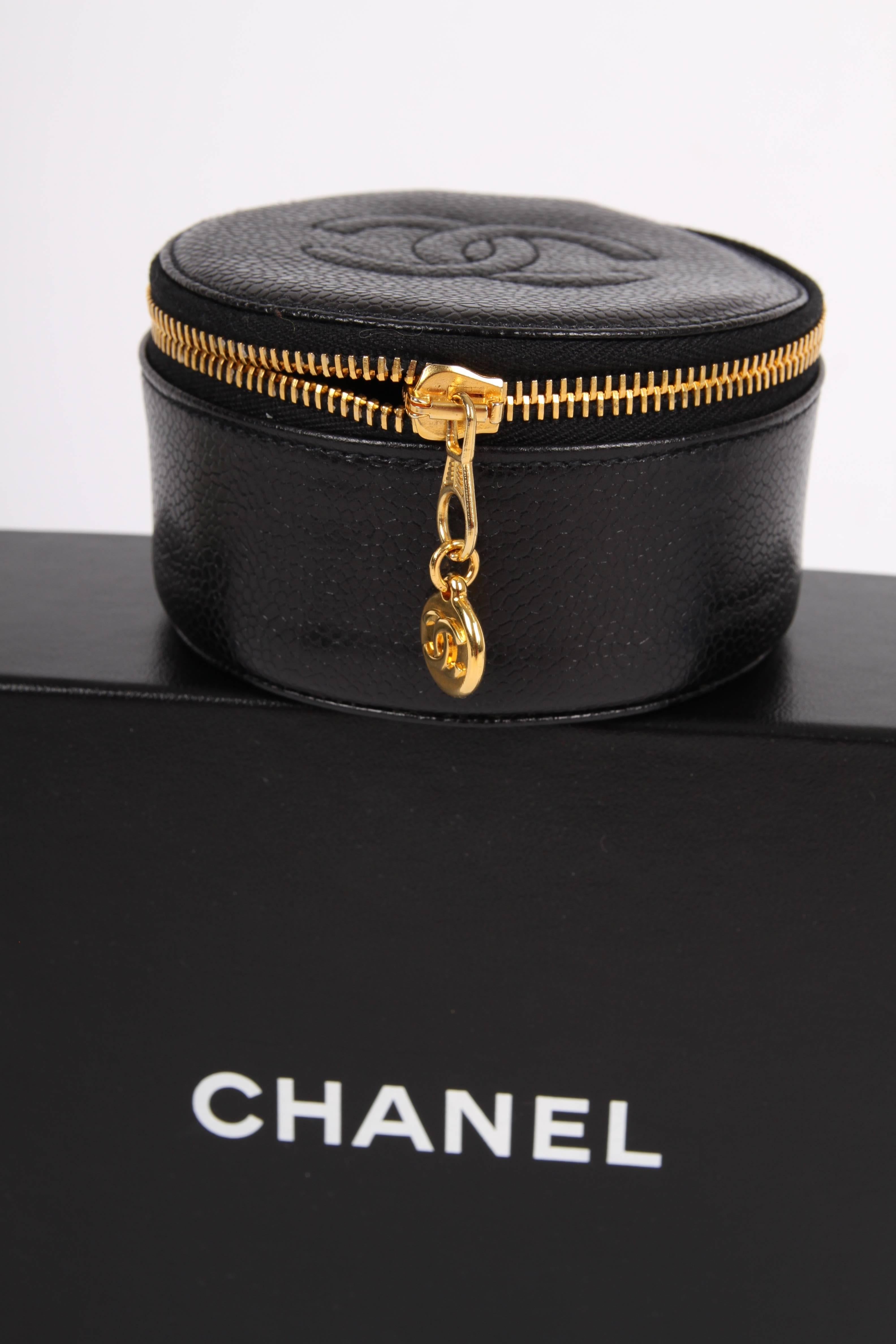 Women's or Men's Chanel CC Caviar Leather Jewelry Case / Round Pouch Bag - black 1991