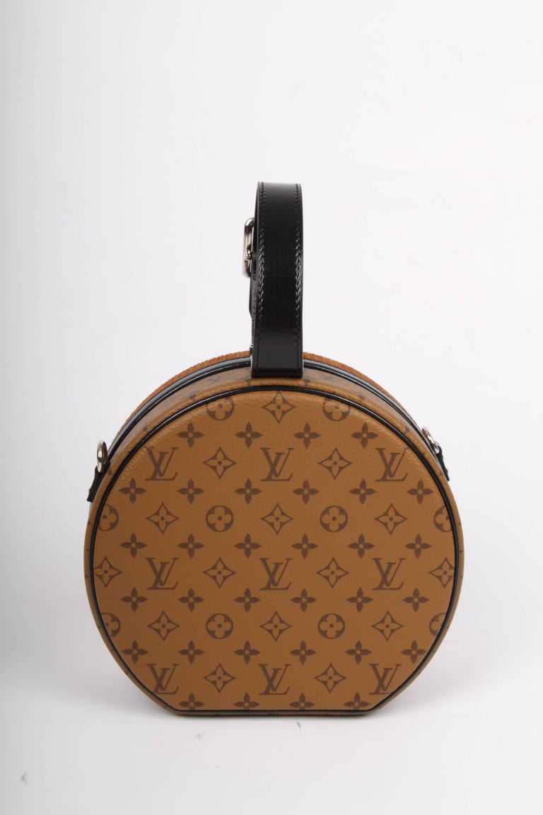 Louis Vuitton brown / black runway Petite Boite Chapeau bag, pre fall 2018 For Sale at 1stdibs