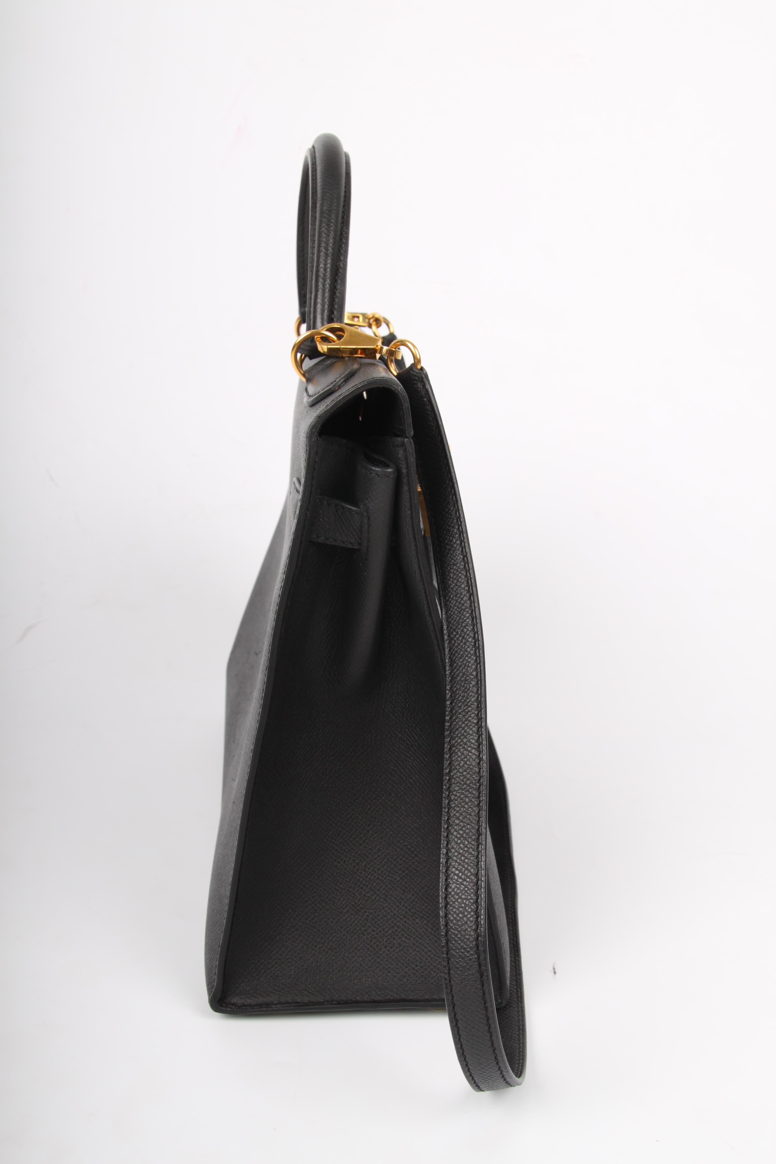 Hermes black Epsom Leather Kelly Sellier 32 Bag  In Good Condition For Sale In Baarn, NL