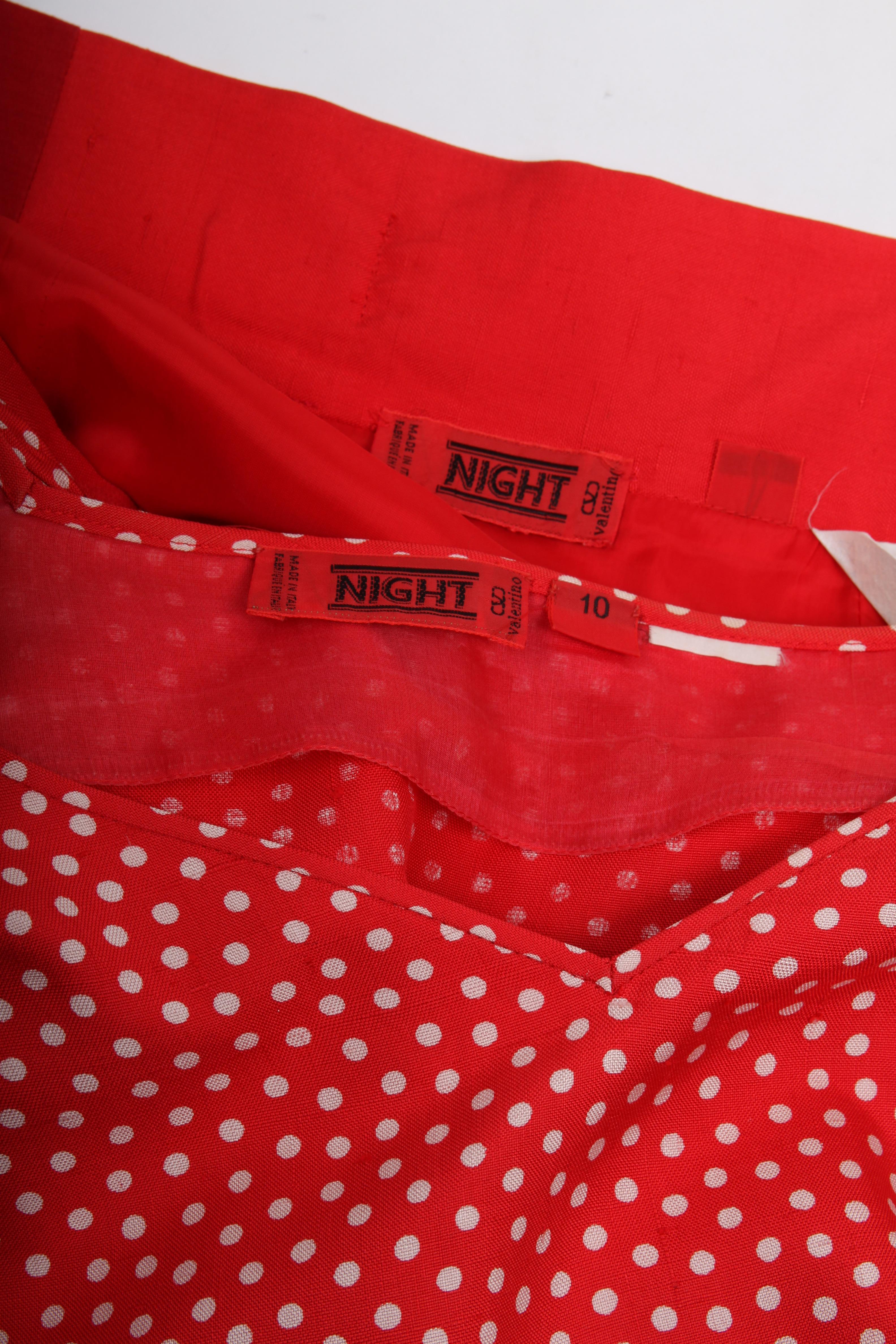 Valentino NIGHT Vintage 2-pcs Suit Top & Skirt - red/white In Good Condition For Sale In Baarn, NL