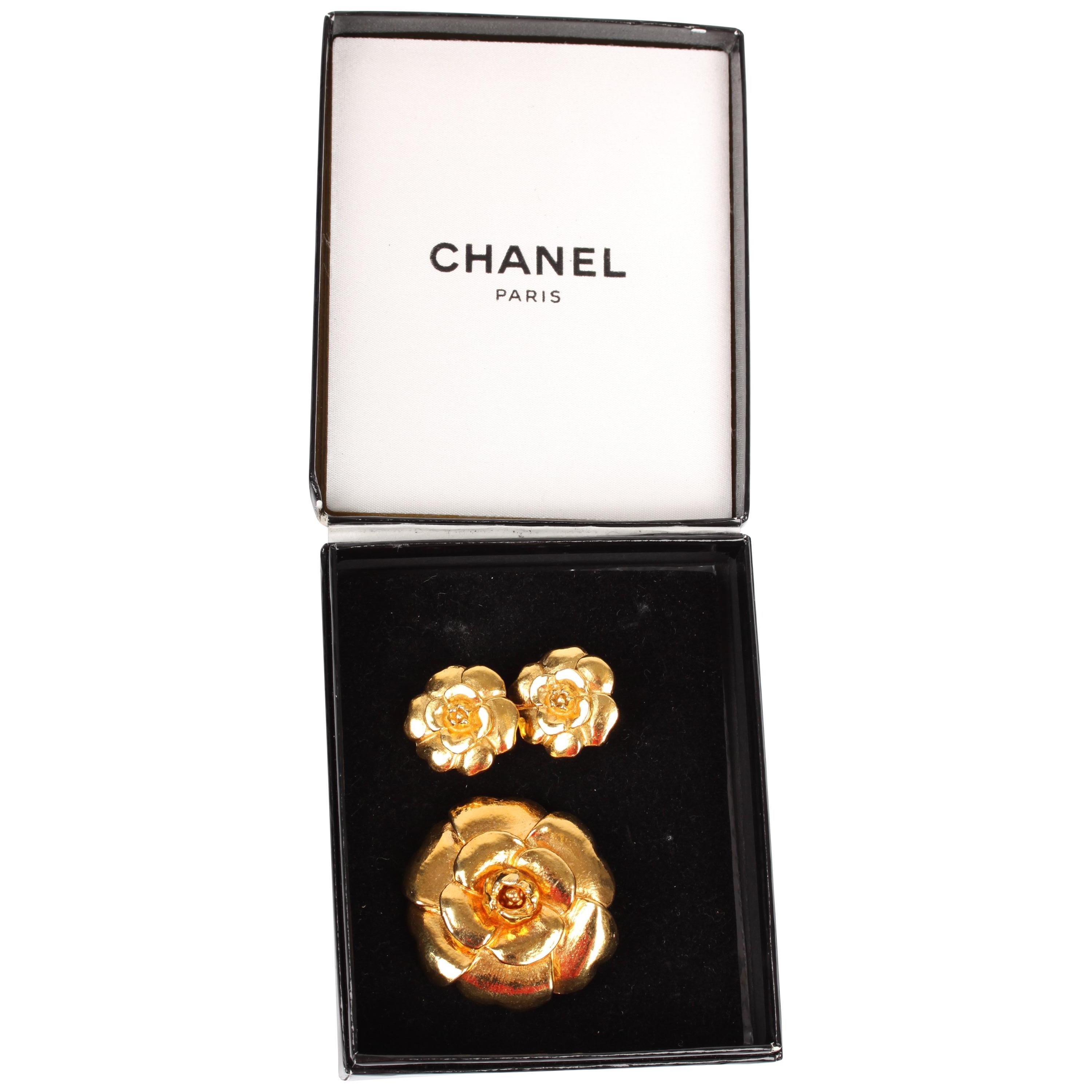 Chanel 3 pc Vintage Camellia Brooch and Earrings Jewelry Set  For Sale