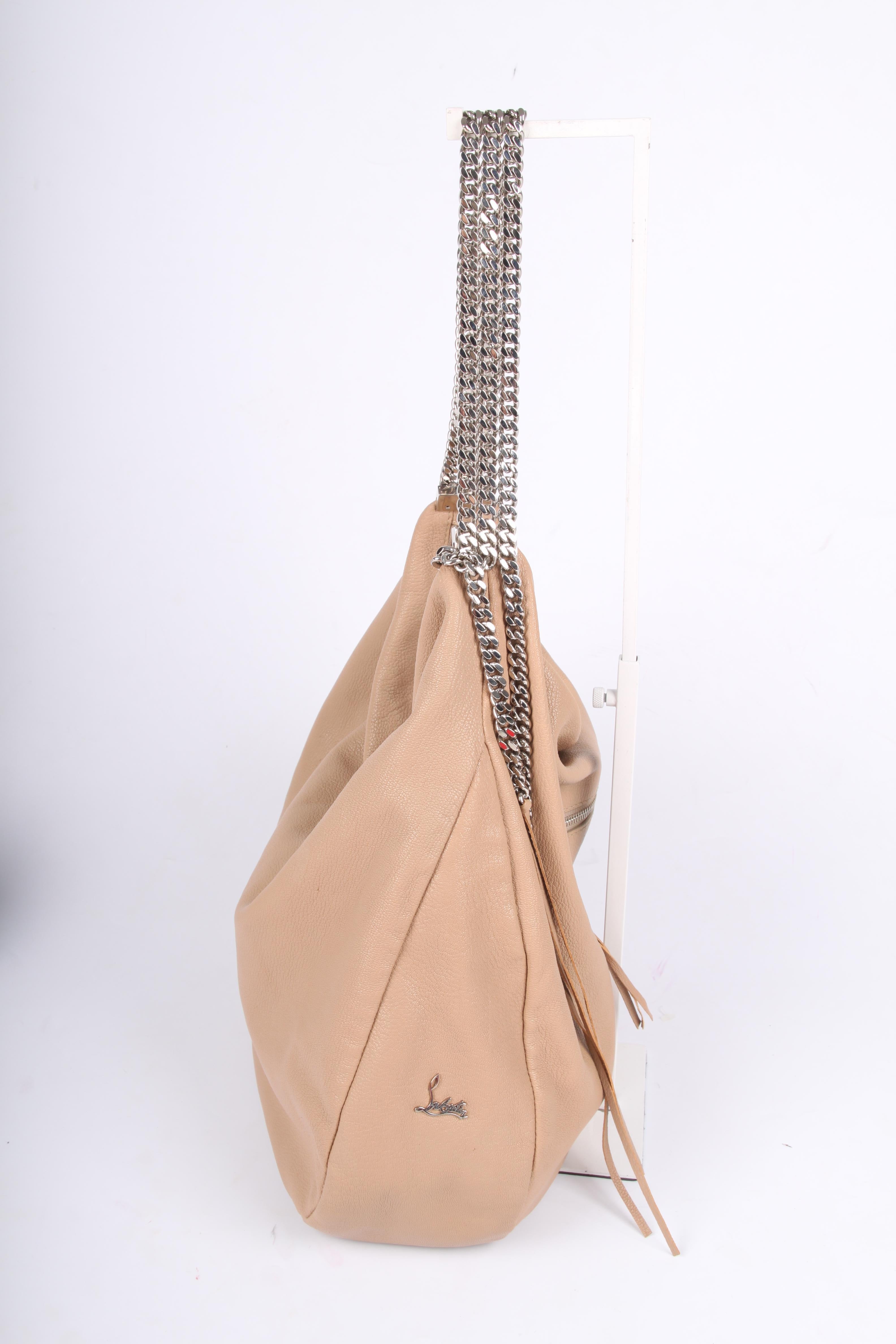 Christian Louboutin beige Chain Shoulder Bag  In Good Condition In Baarn, NL