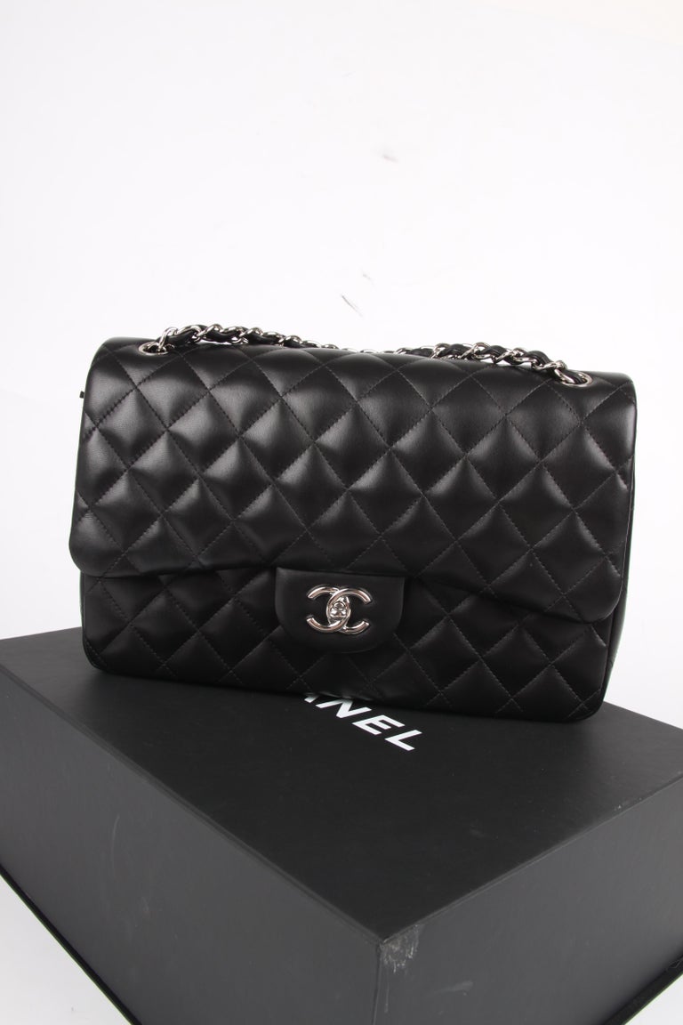 chanel 255 black
