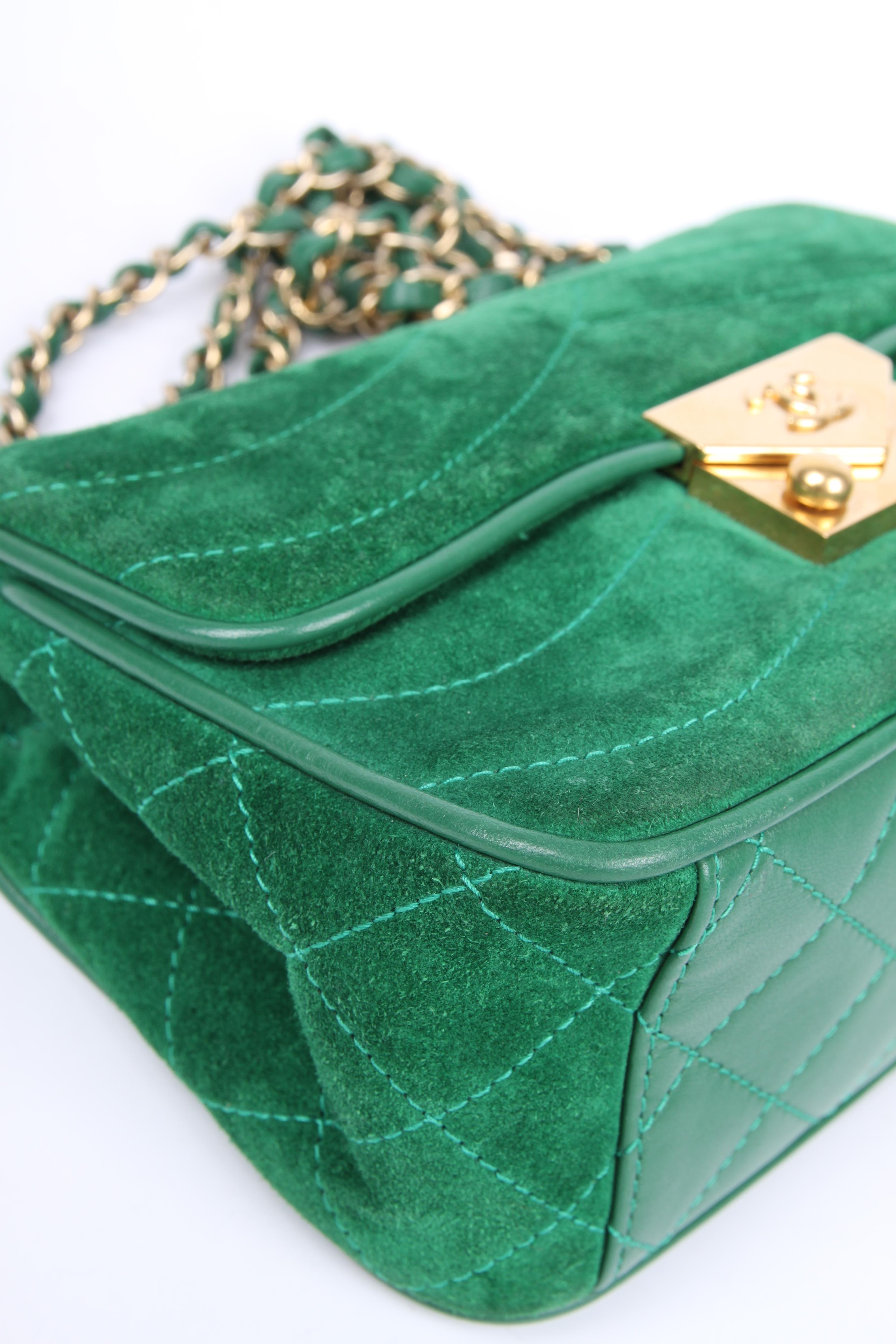 Green Chanel Scallop Quilted Small Pagoda Flap Bag - green suede For Sale
