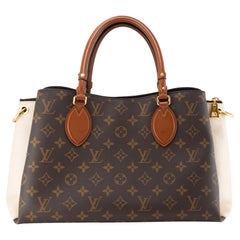 Louis Vuitton Vendôme MM Monogram Canvas Cream Leather Gold-Tone Handle Bag