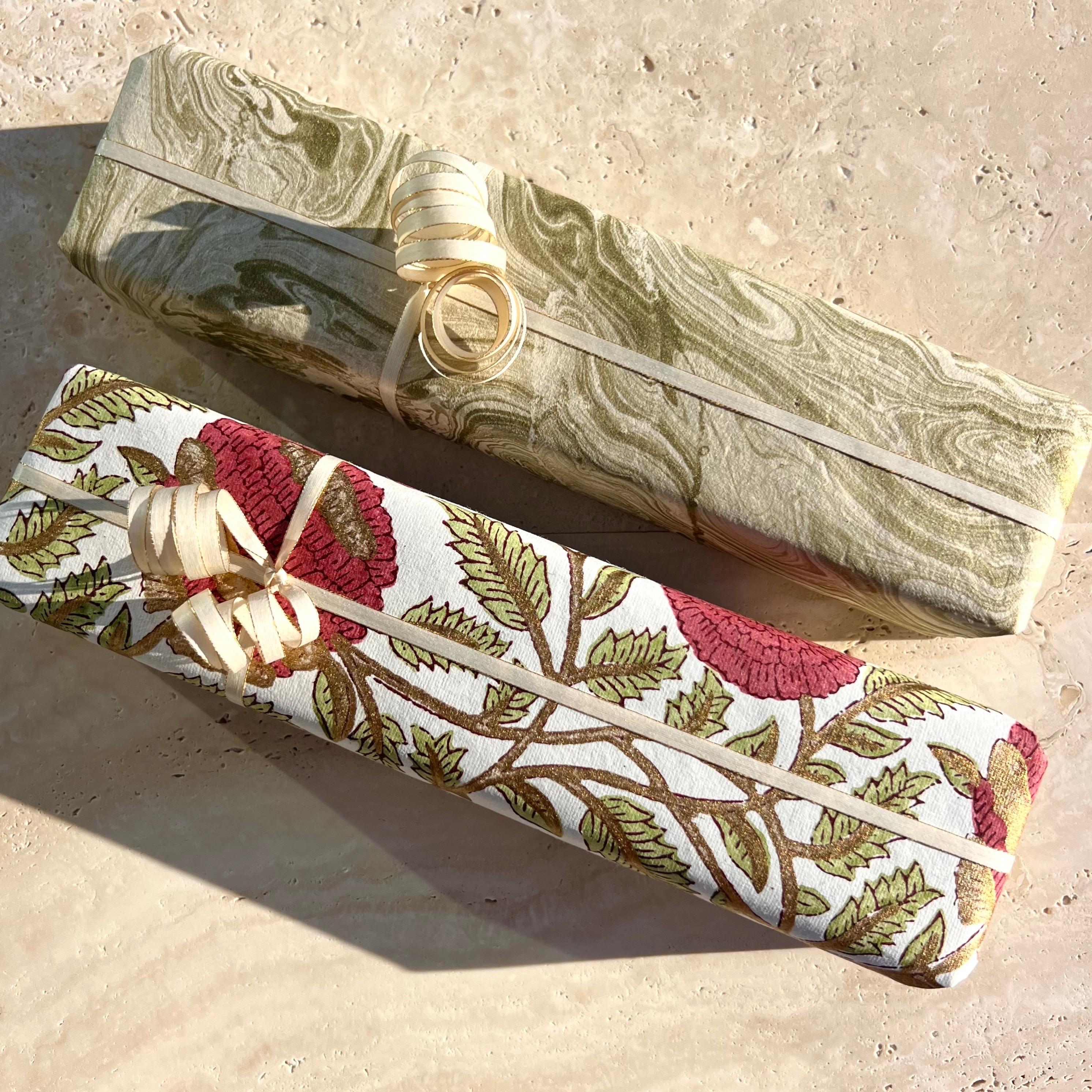 14k “D” Initial Pendant on Diamond Clasp Chain by Series of Eleven For Sale 2