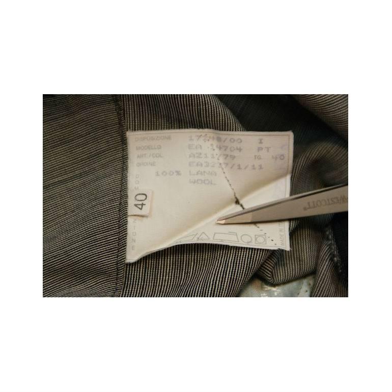 S/S 1999 Alexander McQueen Pantalones Grises S-Bend Savage Beauty Museum 2
