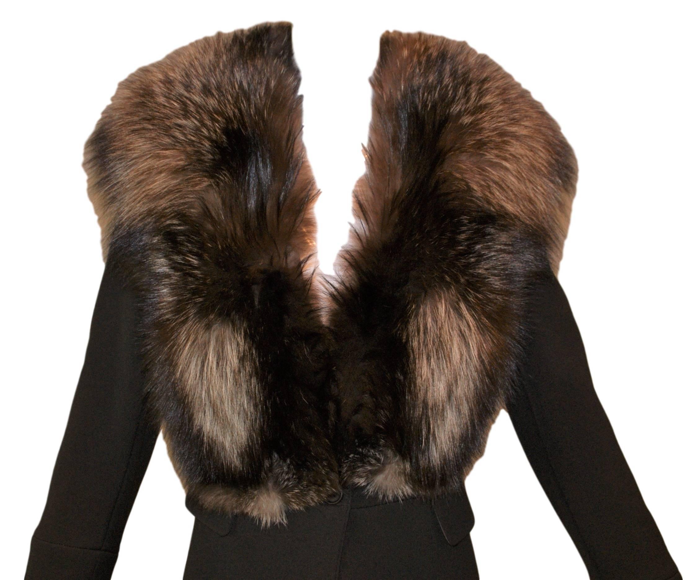 DESIGNER: F/W 2000 Alexander McQueen  

Please contact for more information and/or photos.

CONDITION: Excellent

MATERIAL: Wool & Fox fur

COUNTRY MADE: Italy

SIZE: 38- runs very small, similar to an XXS to XS.

MEASUREMENTS;