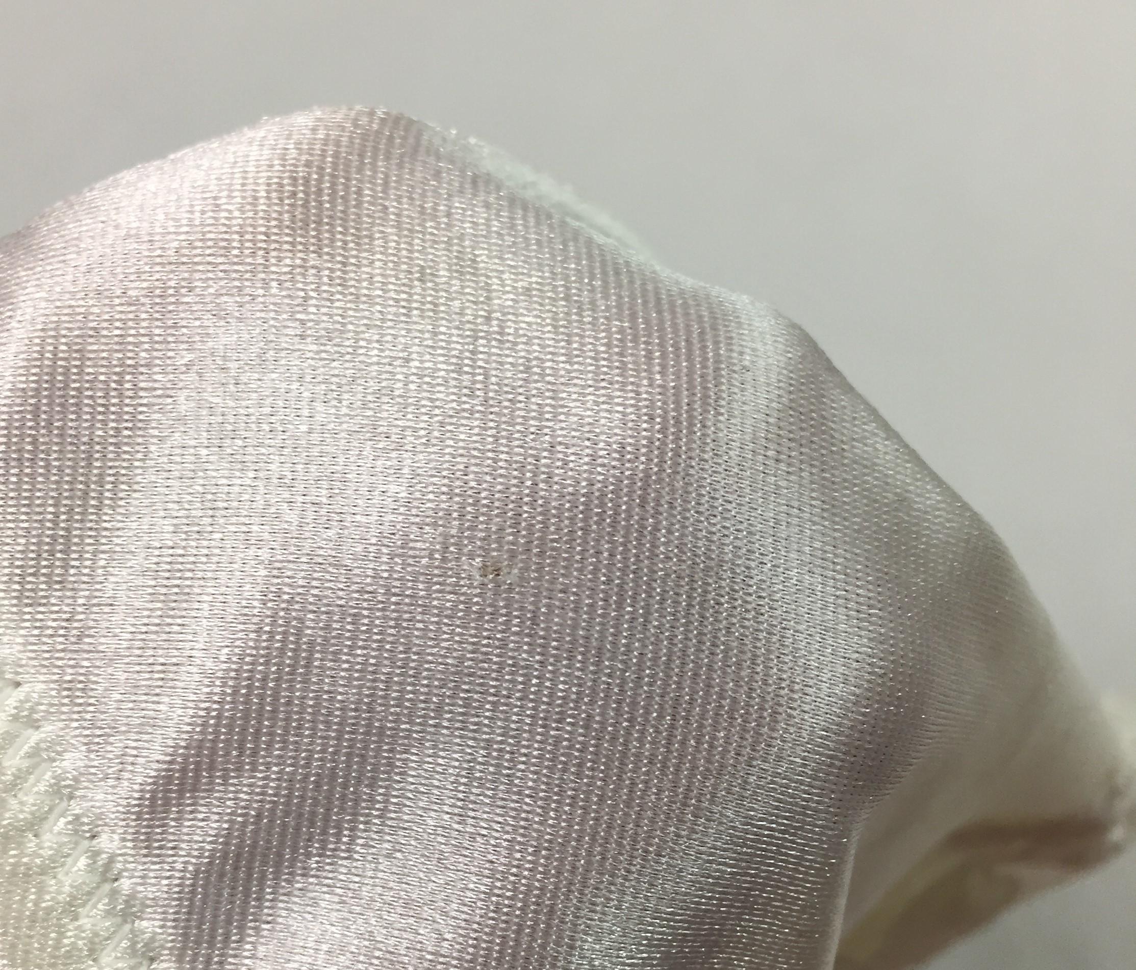 1990's Christian Dior Ivory Plunging Lace Bustier Bra Crop Top 36C In Good Condition In Yukon, OK