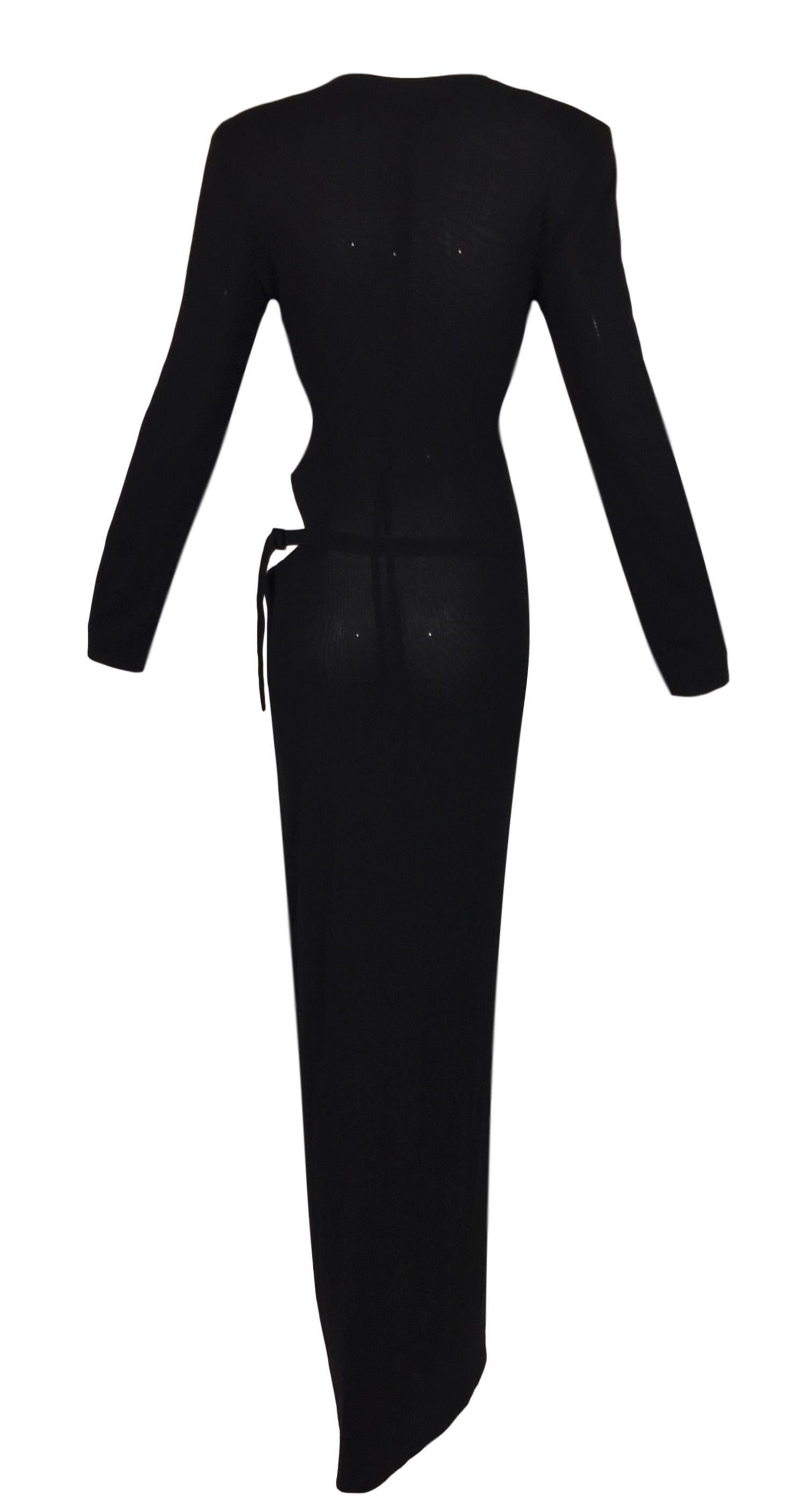 Gucci by Tom Ford High Shoulder L / S Cut-Out Black Gown Dress, F / W 1997  In Good Condition In Yukon, OK