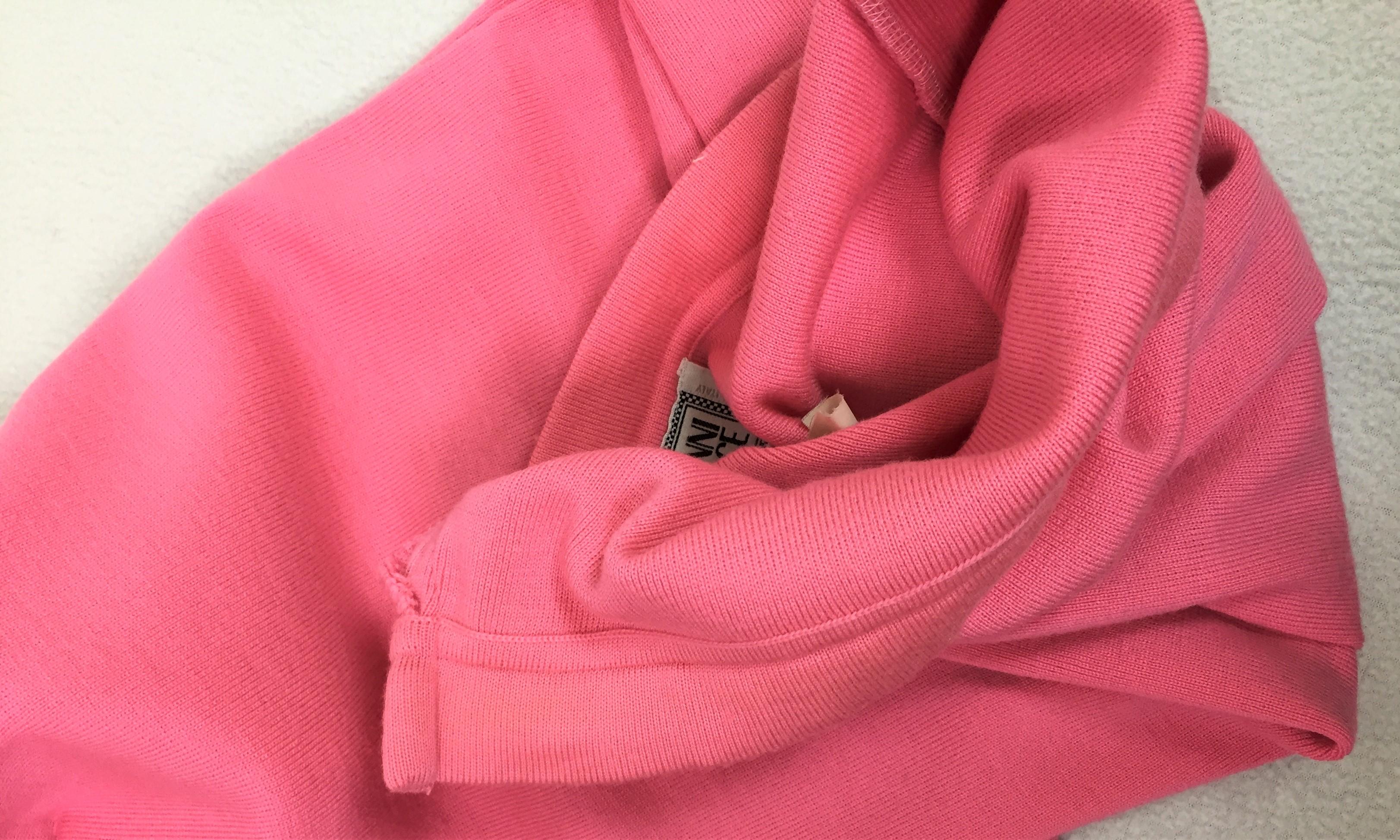 Women's 1993 Gianni Versace Pink Pin-Up Knit Wiggle Pencil Skirt & Top Ensemble