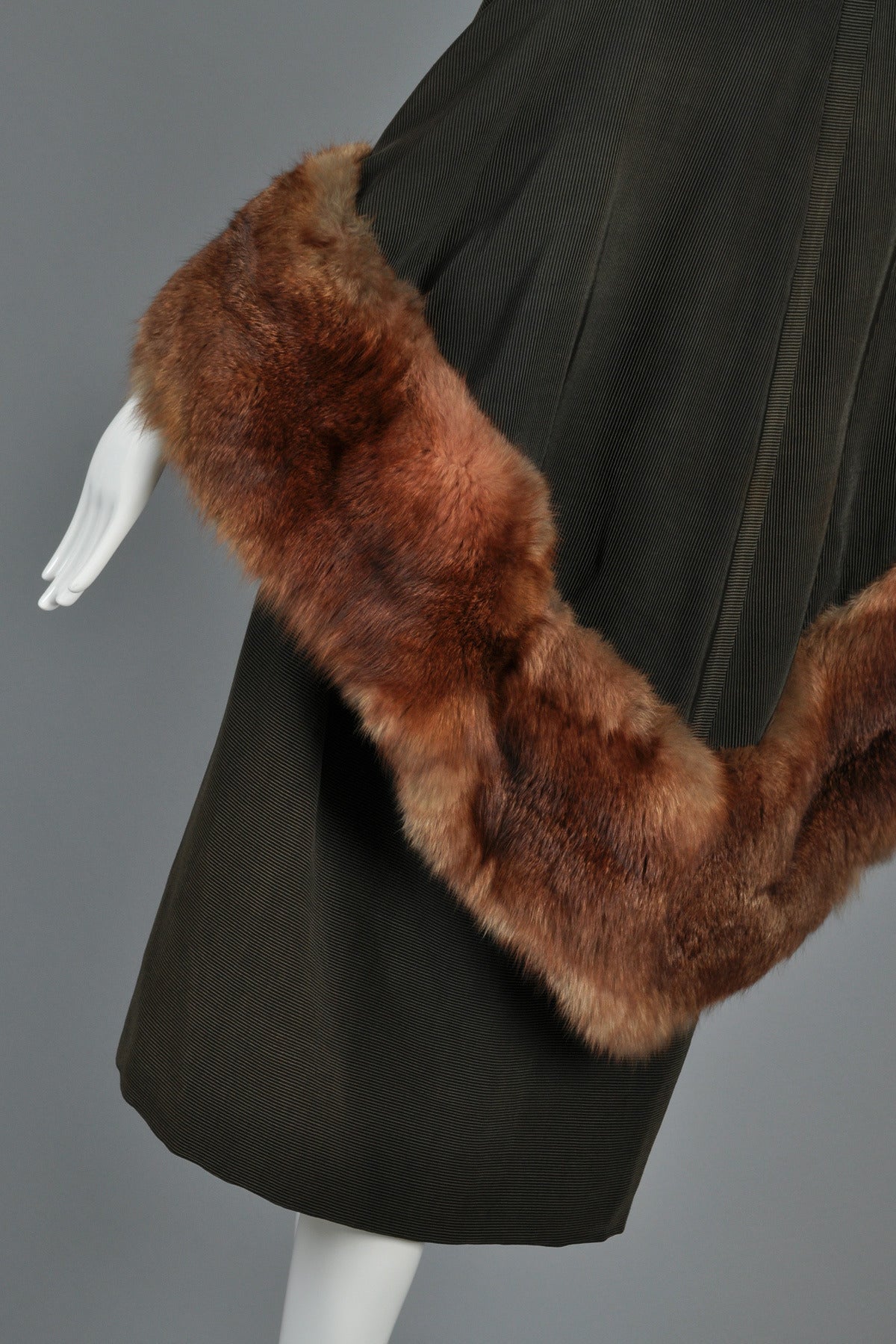 Art Deco Cape-Backed Faille Coat w/ Sable Fur Trim 5