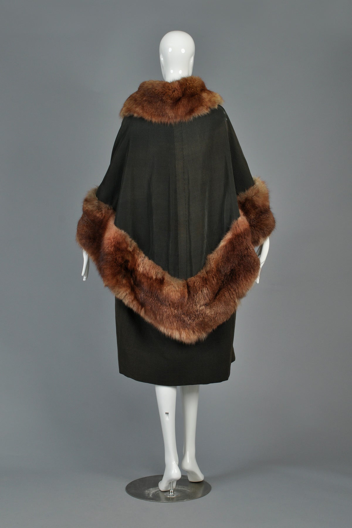 Art Deco Cape-Backed Faille Coat w/ Sable Fur Trim 6