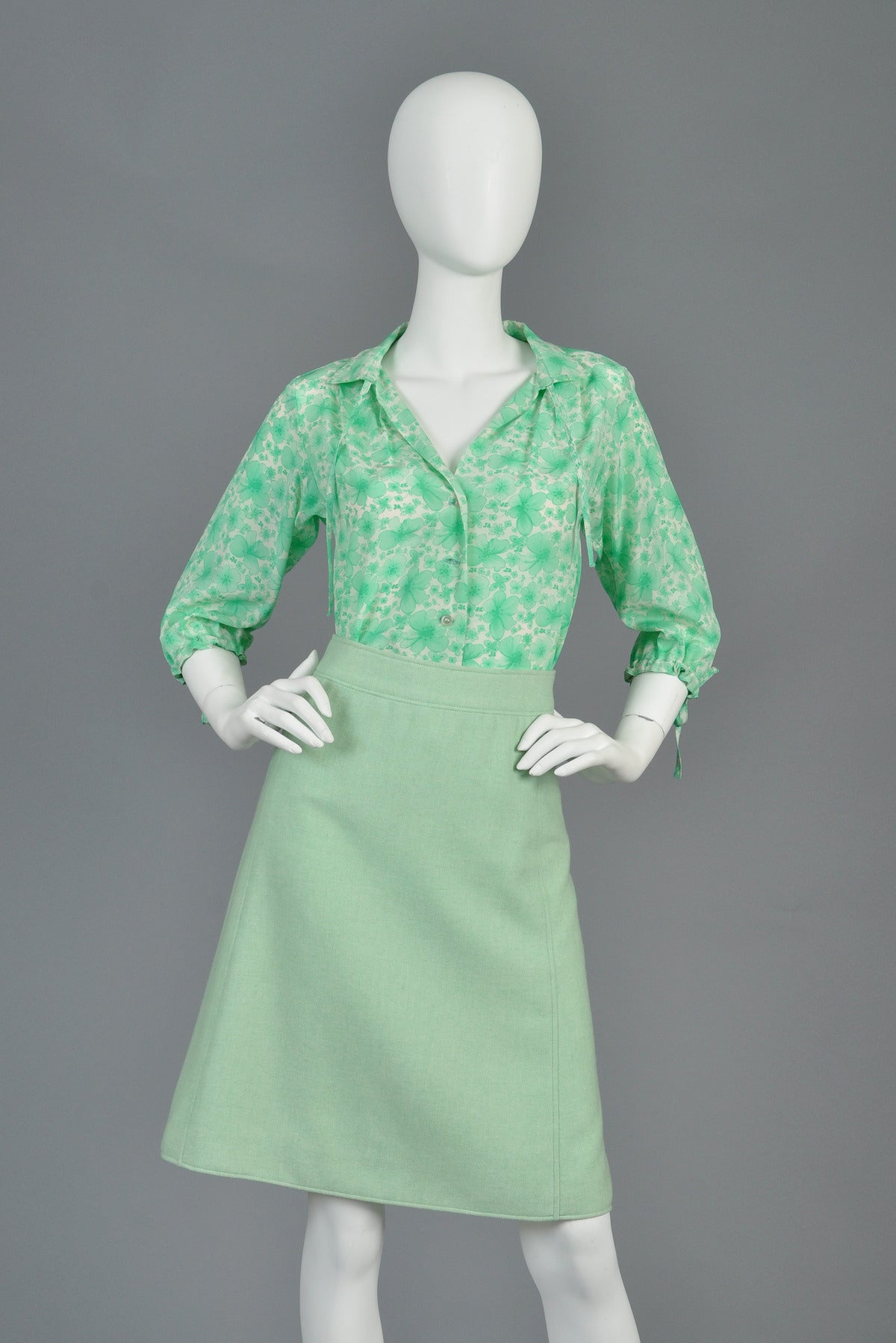 1960s Courrèges Numbered Green Wool Blend Skirt In Excellent Condition In Yucca Valley, CA