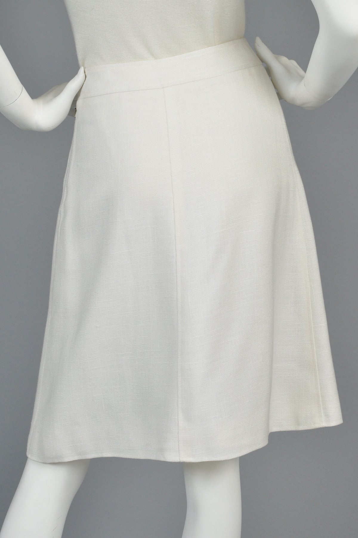 Simple White 1960s/70s Courrèges Skirt 2