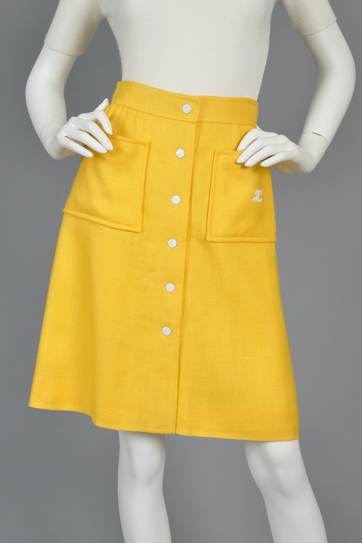 1960s Courrèges Numbered Snap-Front Yellow Skirt In Excellent Condition In Yucca Valley, CA