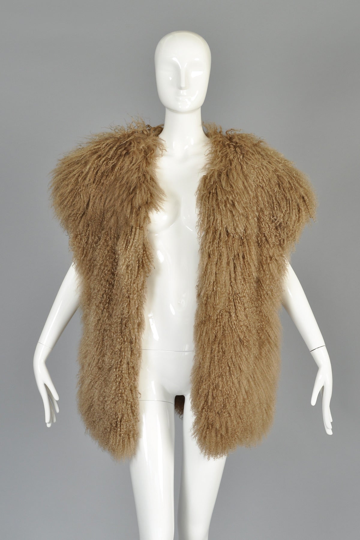 Ultra Shaggy 1980s Mocha Mongolian Lamb Fur Vest In Excellent Condition In Yucca Valley, CA