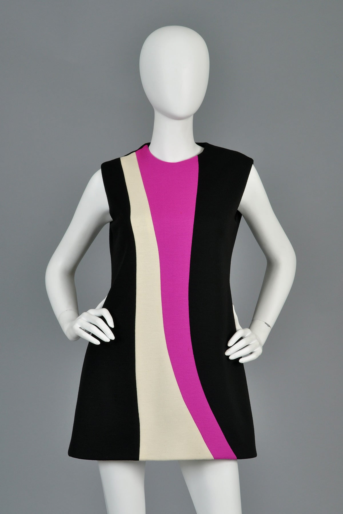 Pierre Cardin 1960s Color Blocked Couture Tunic Dress In Excellent Condition In Yucca Valley, CA