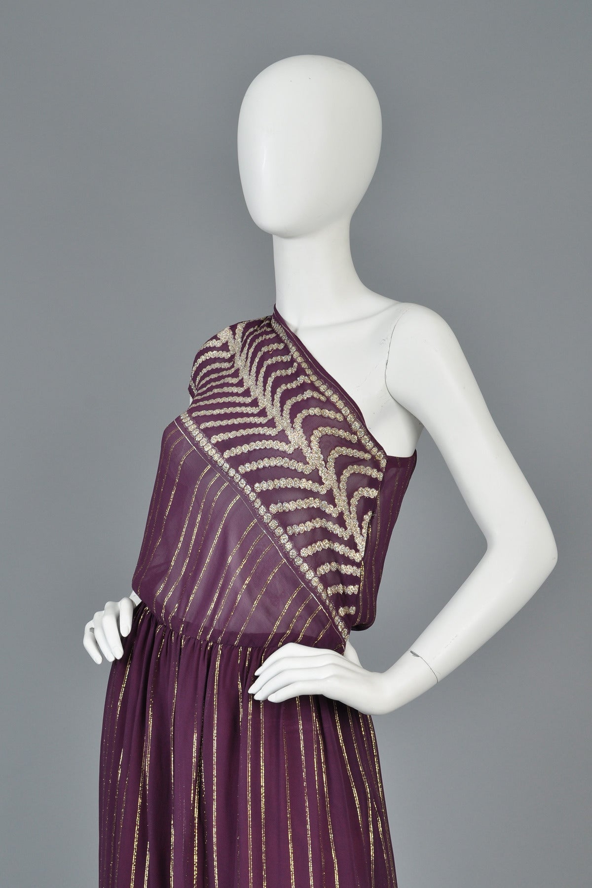 1970's Grecian Inspired Metallic Gauze One Shouldered Gown For Sale 1