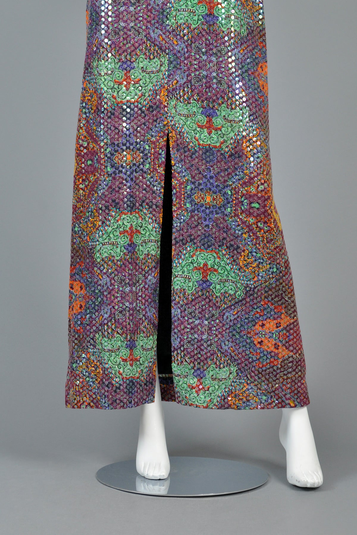 Women's Malcolm Starr 1970s Graphic Sequin Maxi Dress