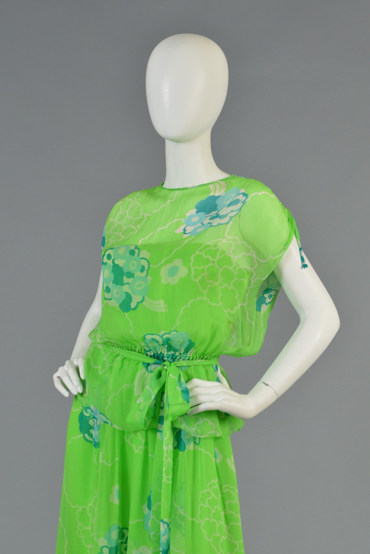 Adele Simpson 1970's 3pc Silk Chiffon Floral Gown For Sale 2