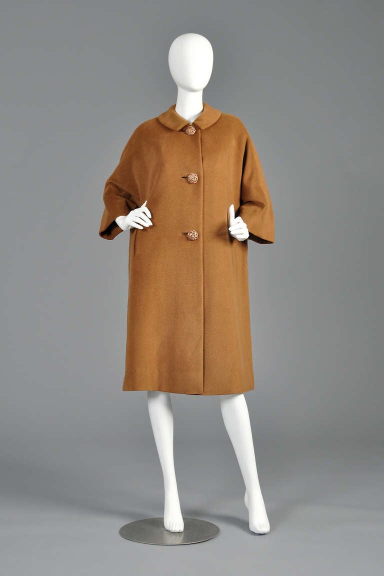 Lovely 1960s 100% vicuna swing coat. If you've never felt vicuna, you're seriously missing out! Vicuna is the most sought after, luxurious fiber in the world, costing upwards of $1800-3000 yard. A men's coat (Brioni anyone?) costs in the price range