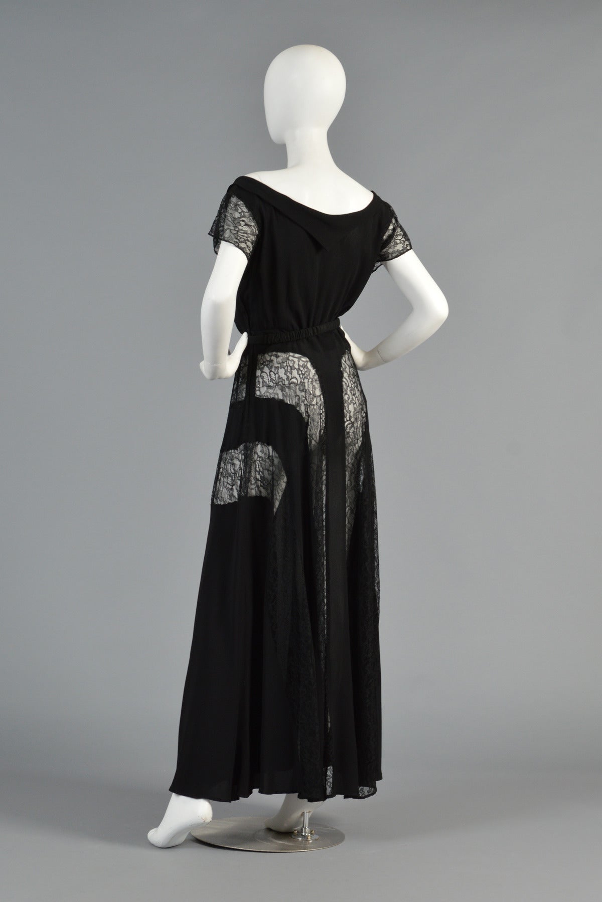 1940s Black Rayon Crepe + Lace Insert Panel Evening Gown For Sale 2