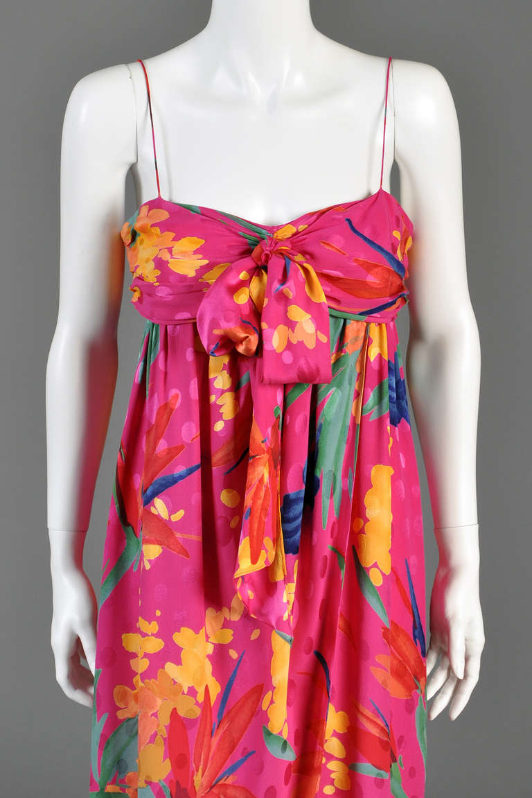 Women's Oscar de la Renta Strapless Silk Gown w/ Ruffled Shawl