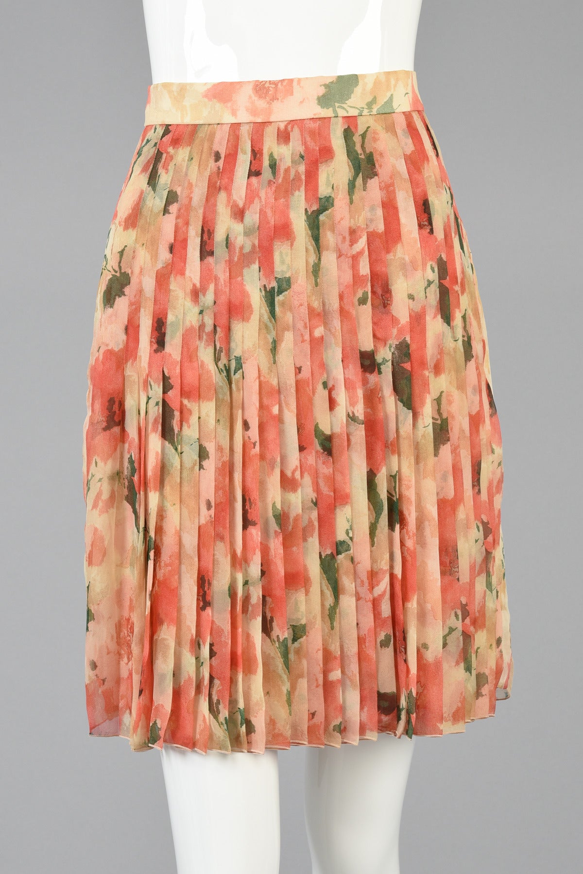 1990's Christian Dior Numbered Pleated Floral Silk Skirt In Excellent Condition For Sale In Yucca Valley, CA