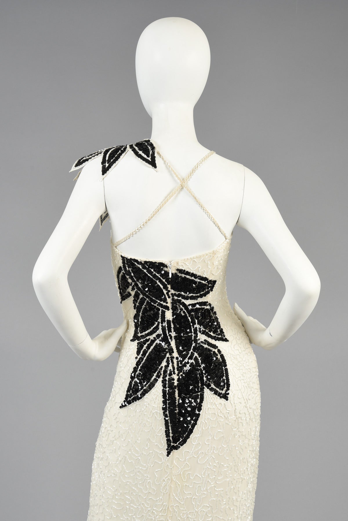 Lillie Rubin Black and White Beaded Gown with Architectural Leaves For Sale 4