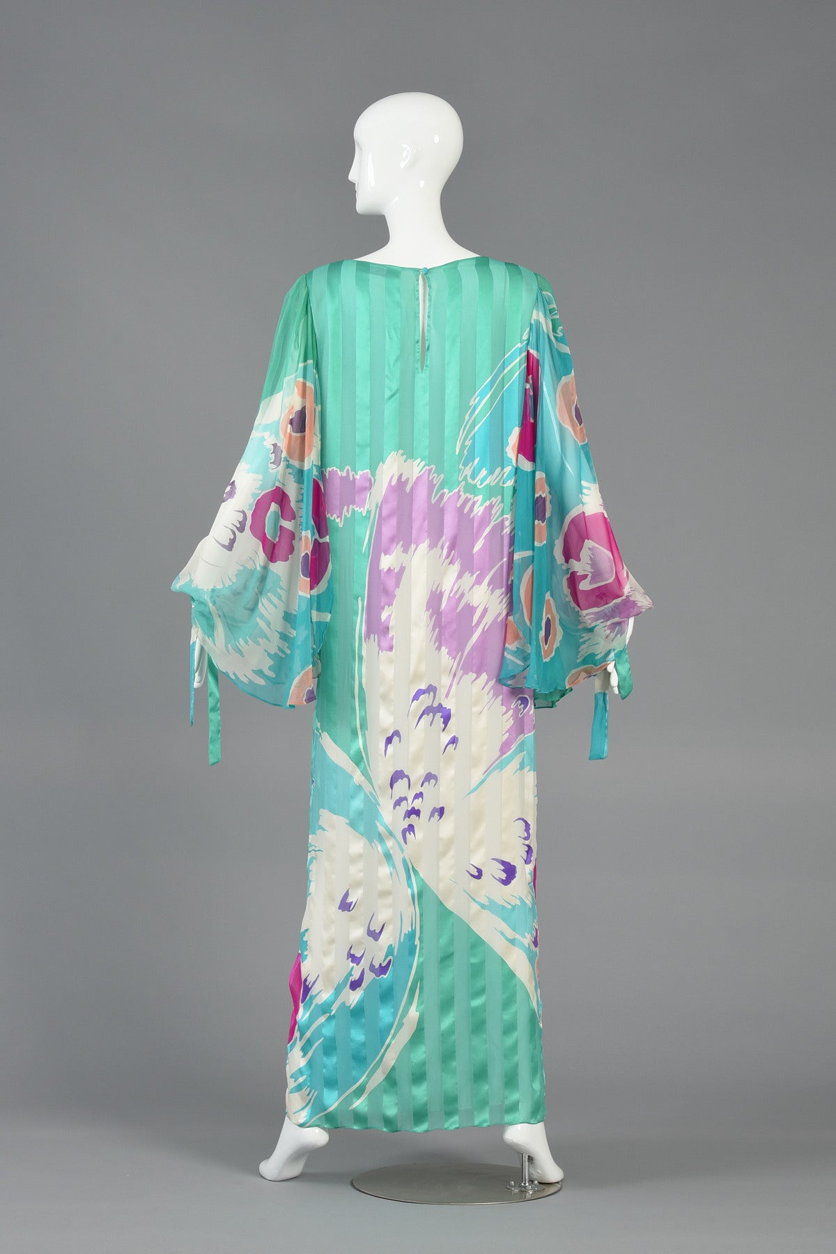 Hanae Mori Silk Caftan with Massive Draped Sleeves 5