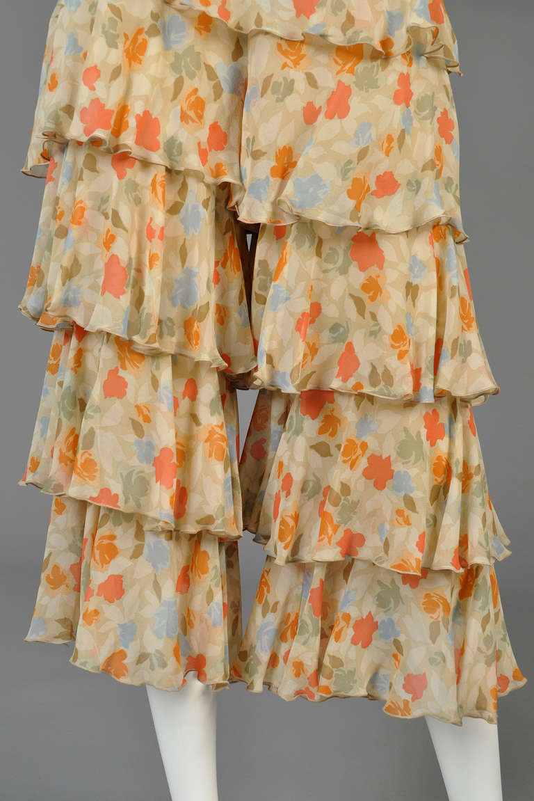 Valentino Silk Floral Ruffle Tiered Pants In Excellent Condition In Yucca Valley, CA